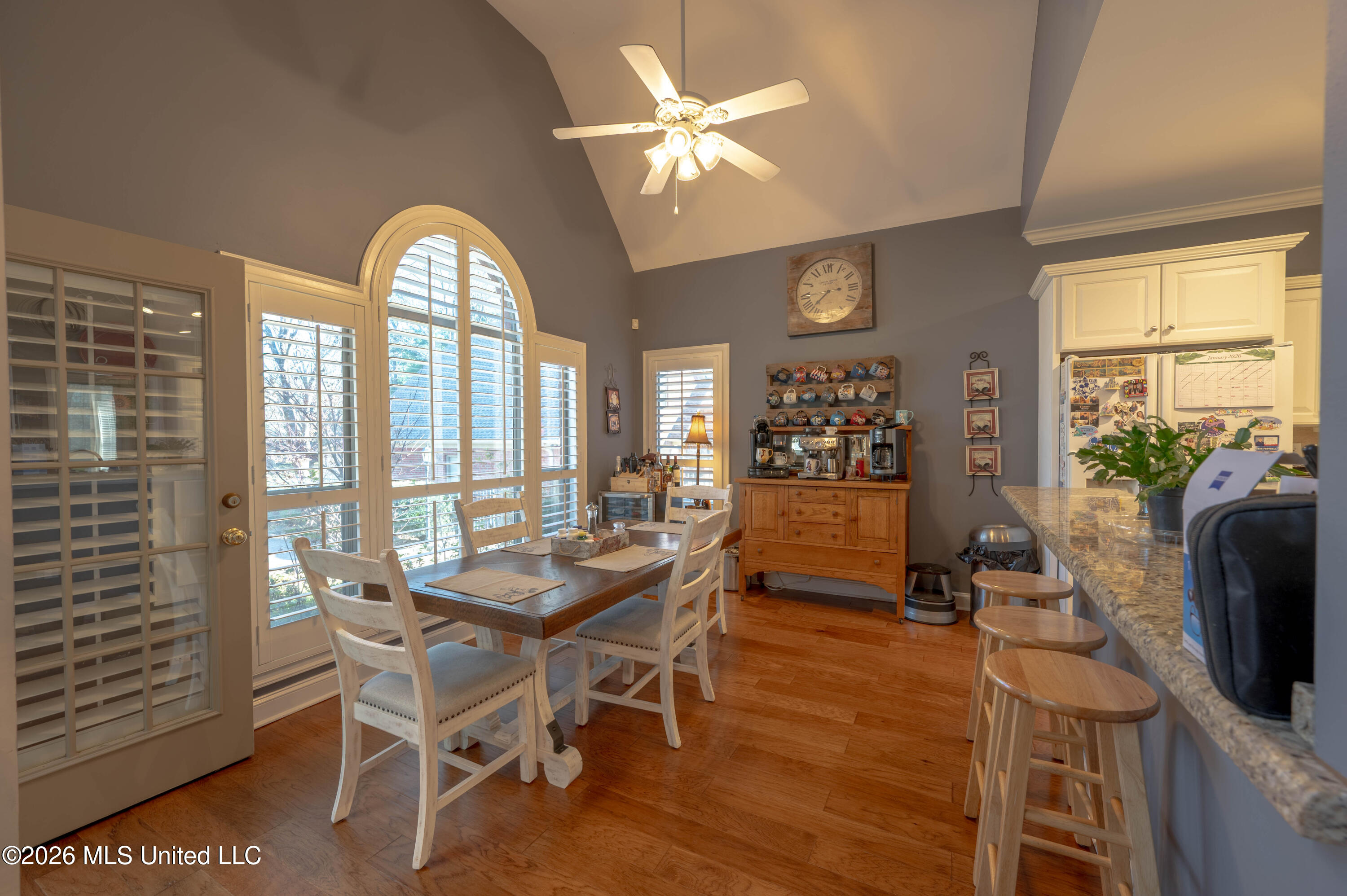 1290 S Robertson Road Property Photo 38