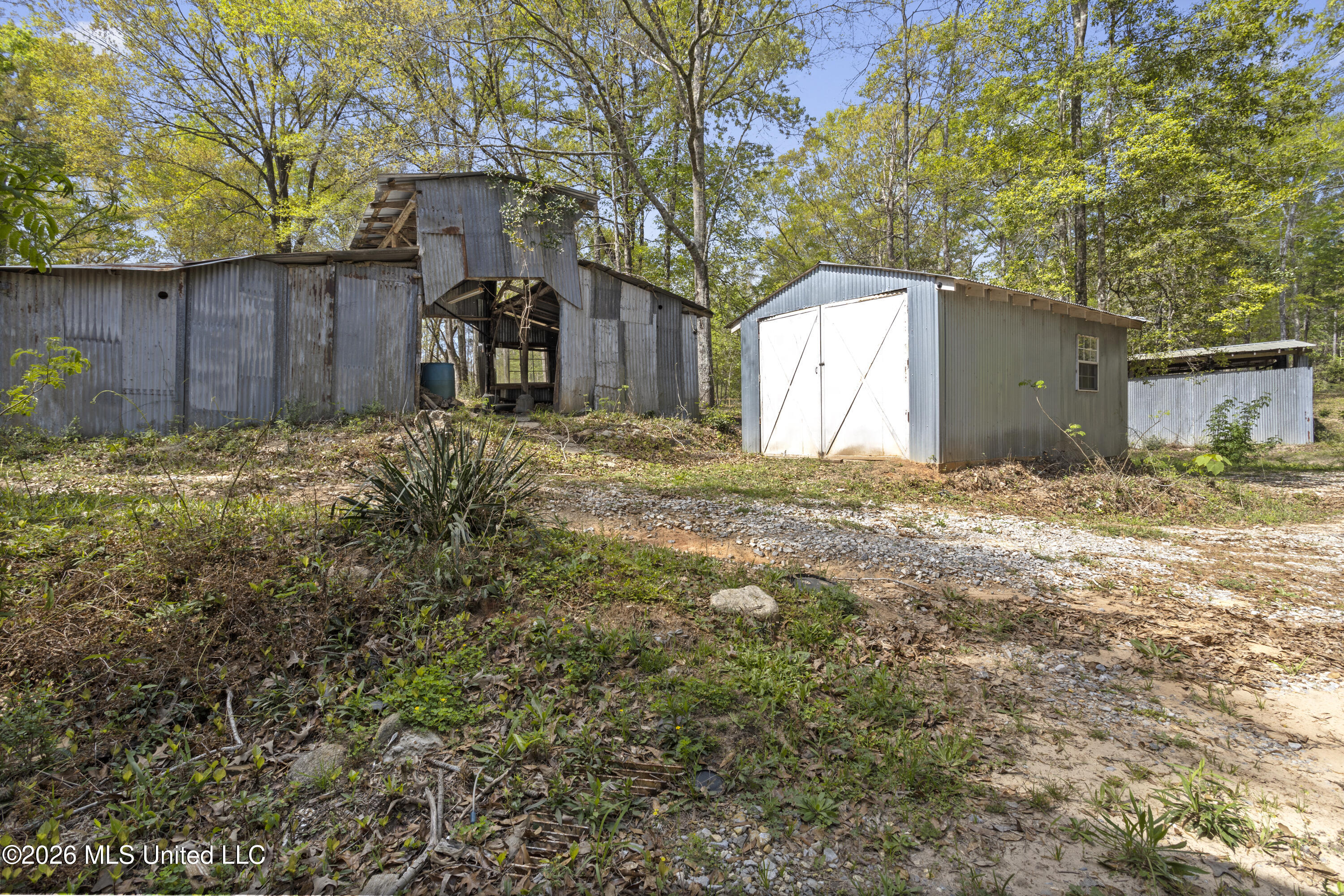 20 Redbird Road Property Photo 40