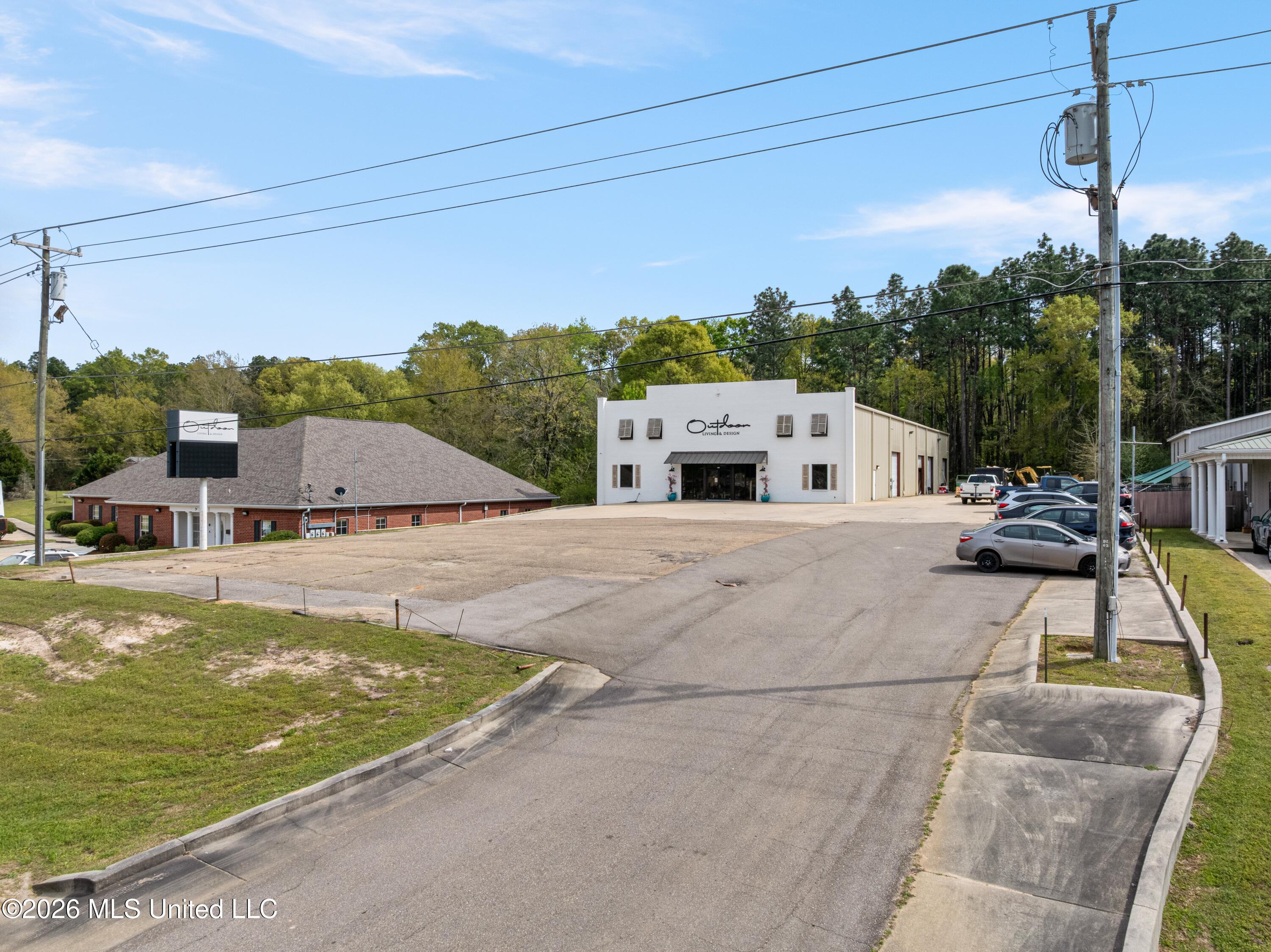 6802 U S Highway 98 Property Photo 4