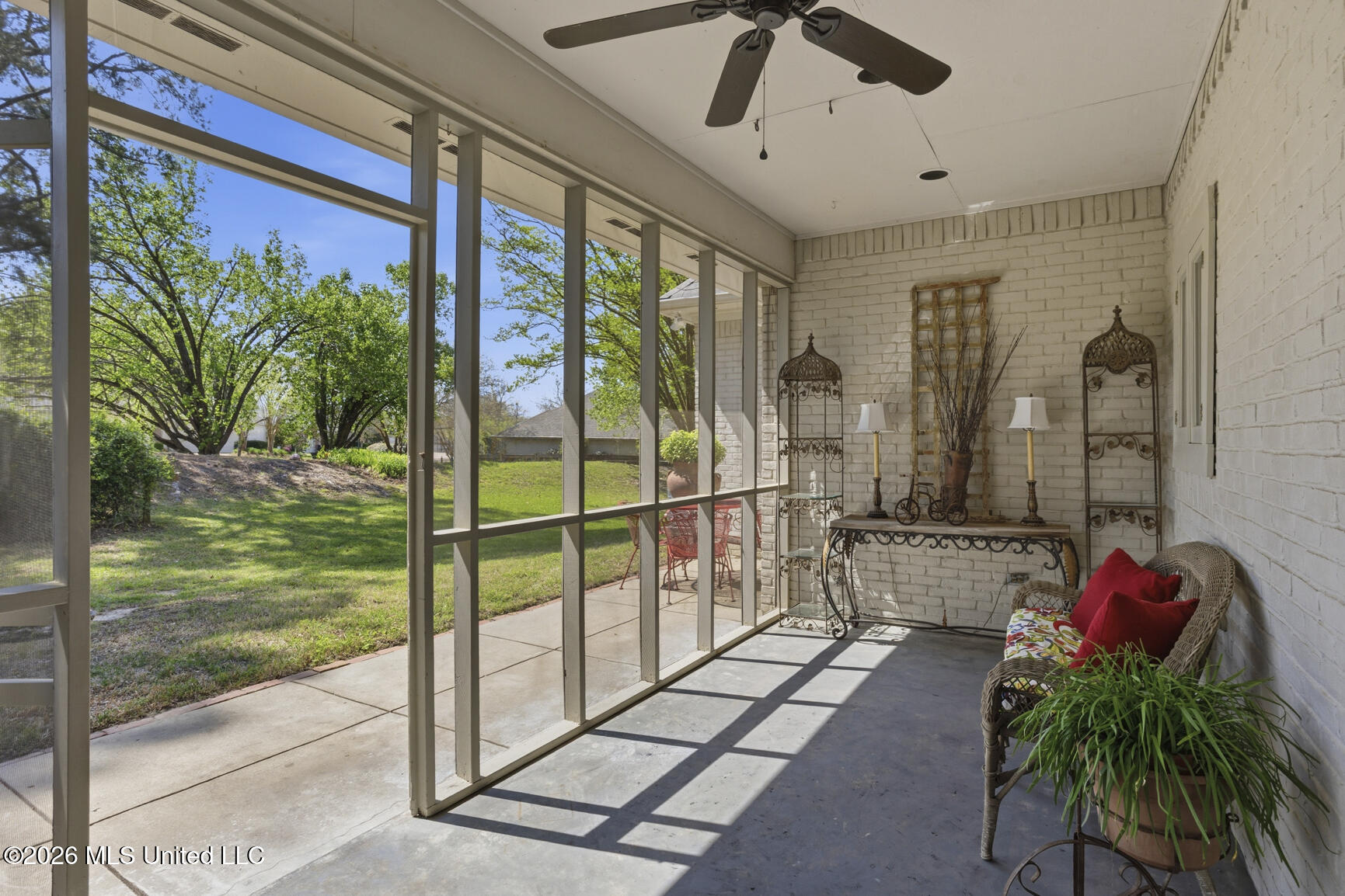 201 Winsmere Way Property Photo 14