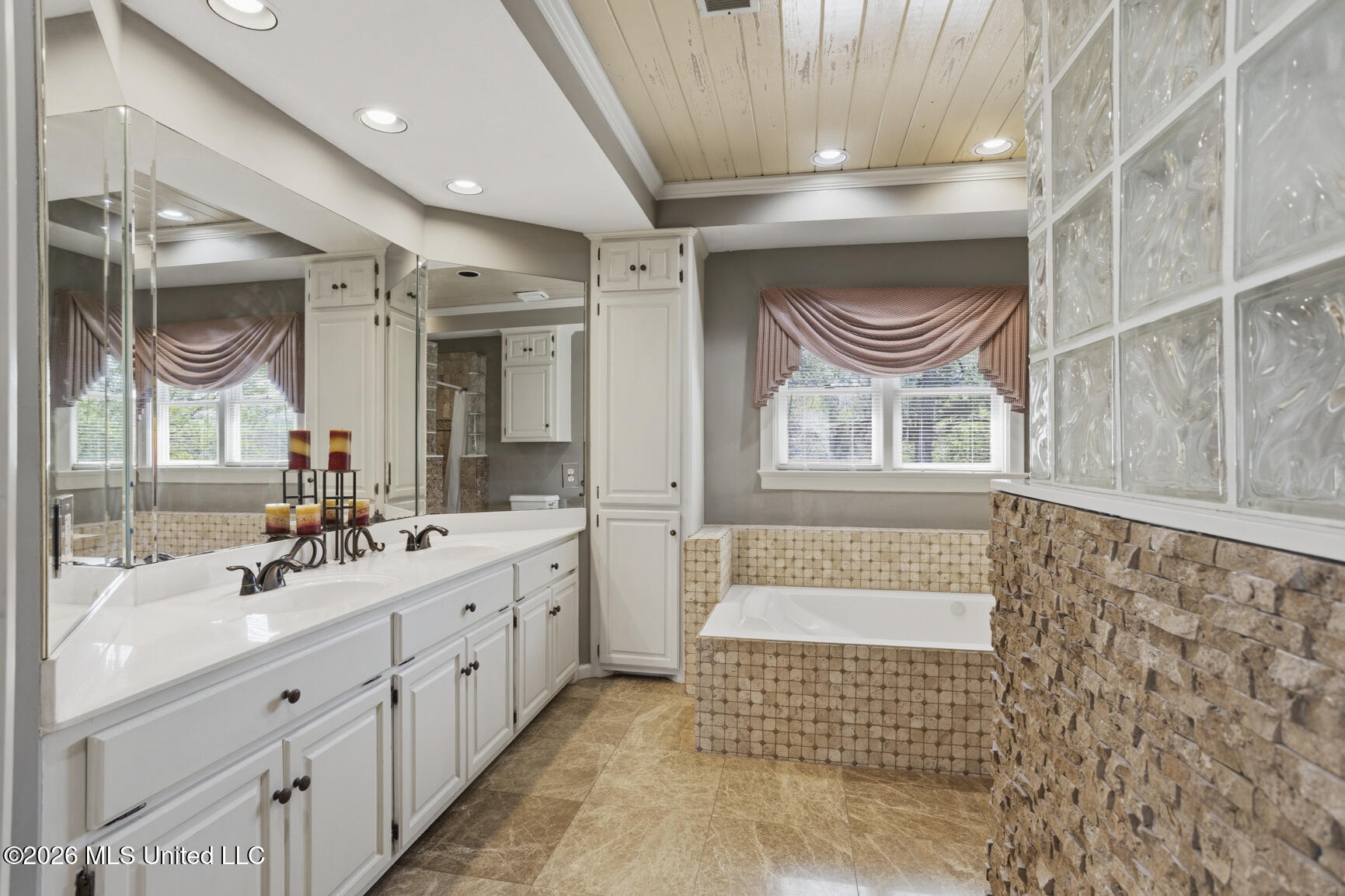 201 Winsmere Way Property Photo 19