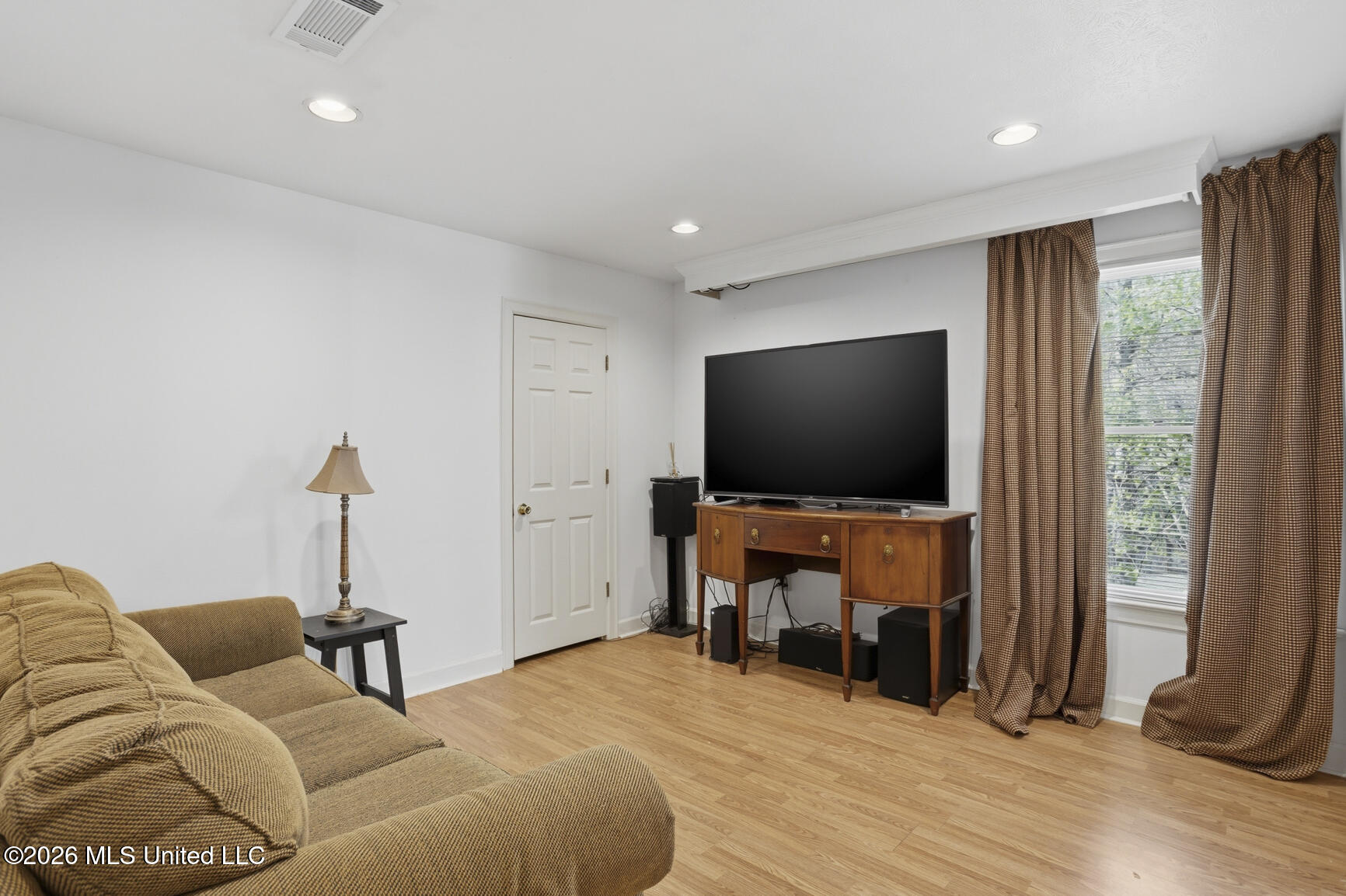 201 Winsmere Way Property Photo 25
