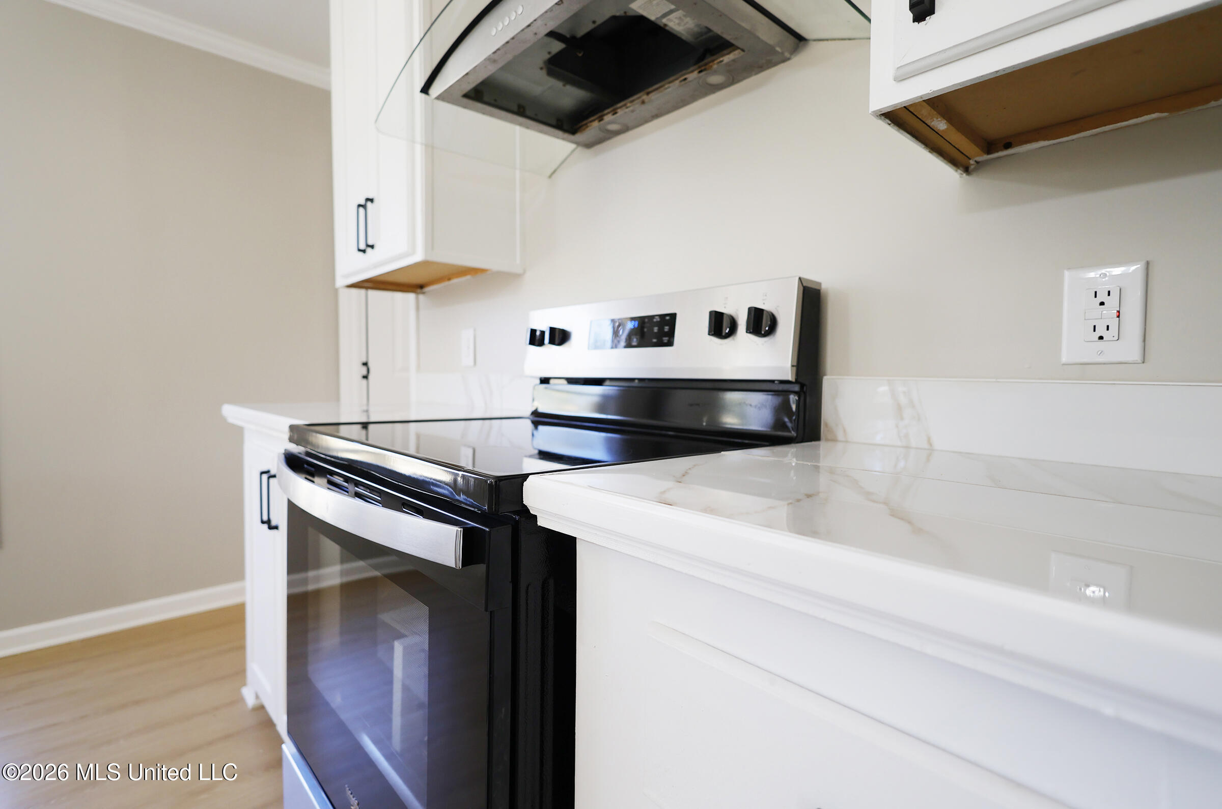 1106 Harrison Drive Property Photo 8