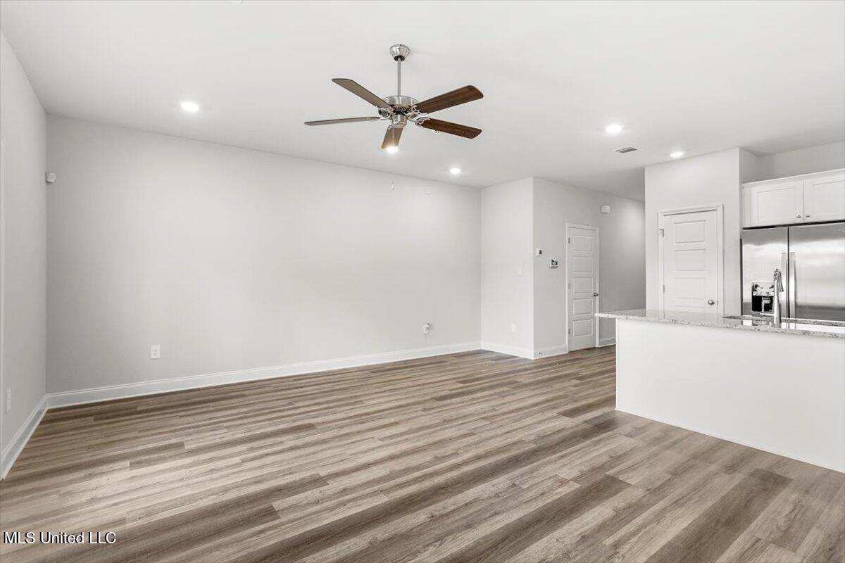 12314 Sinclair Drive Property Photo 7