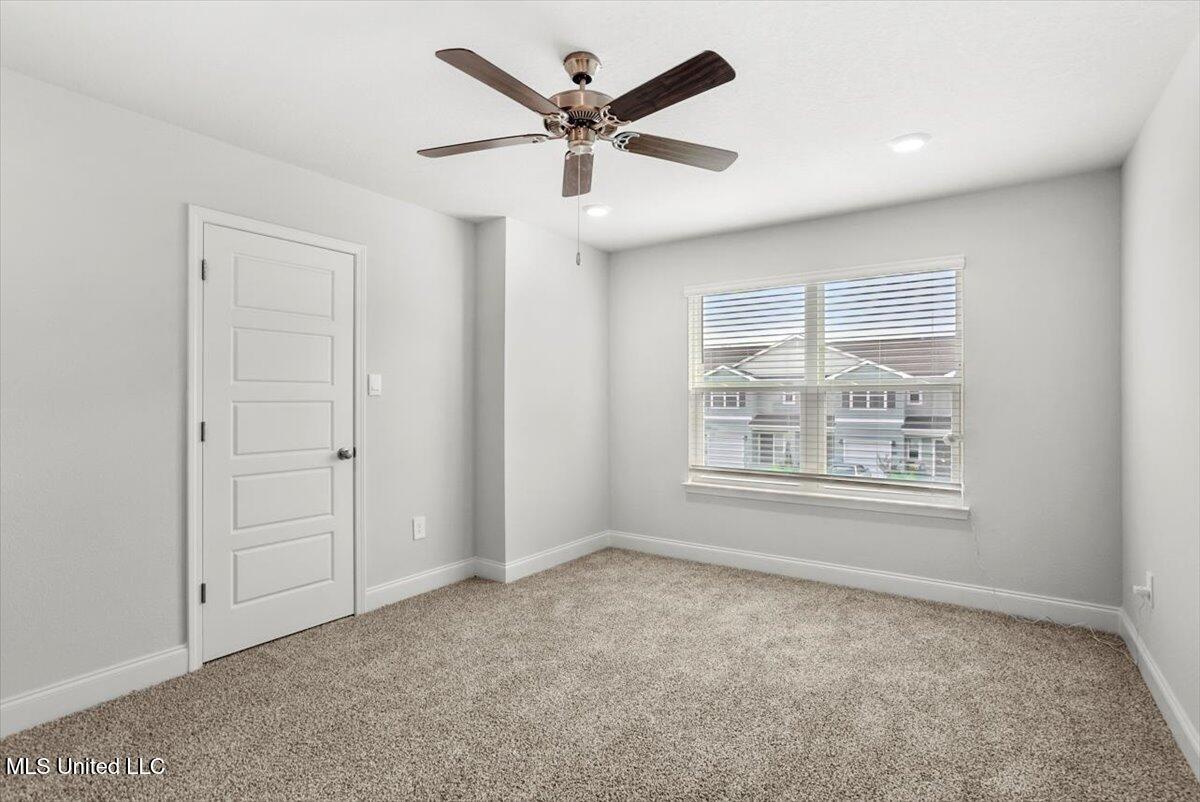 12314 Sinclair Drive Property Photo 14