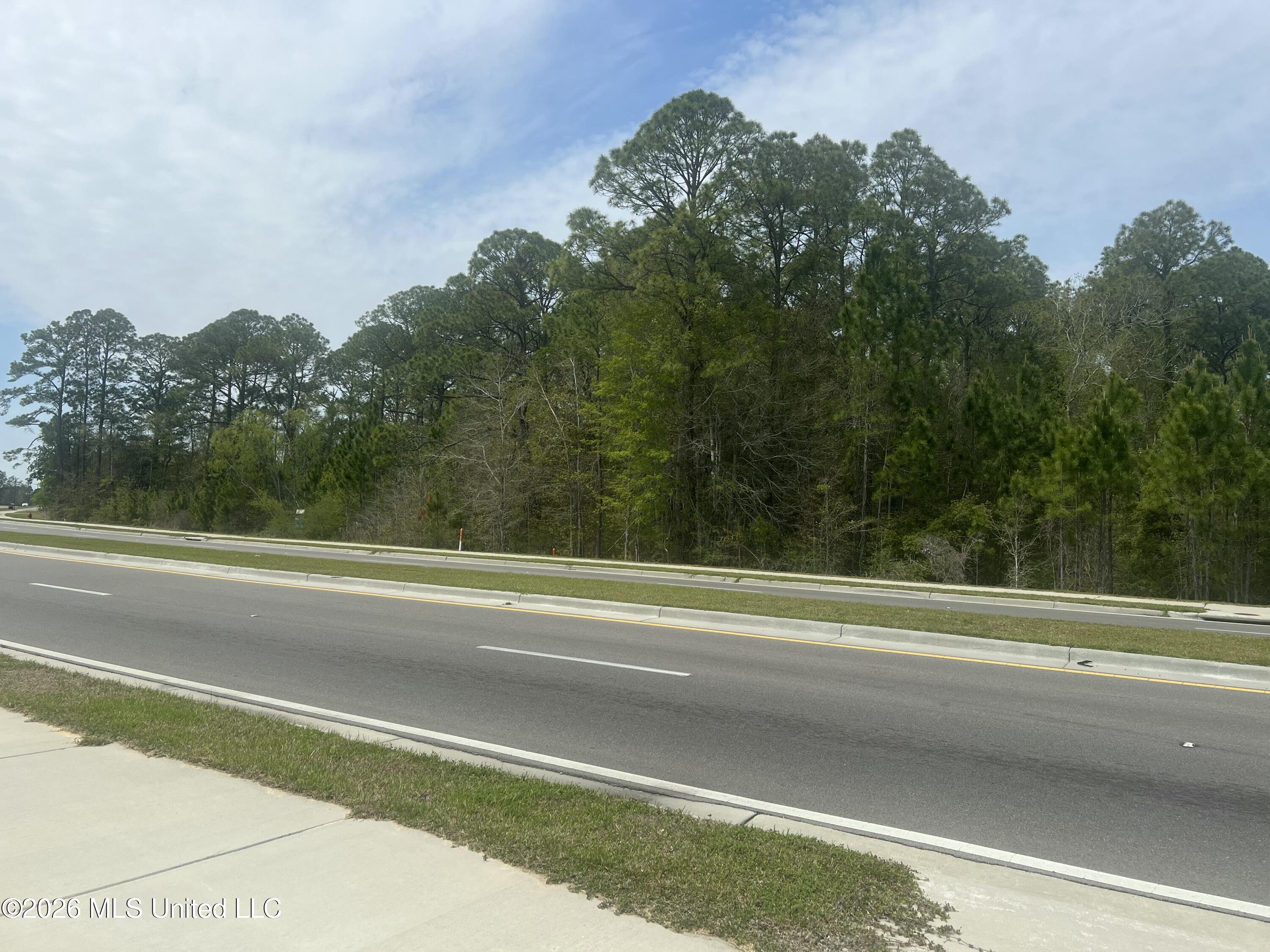 14304 Mallett Road Property Photo 1