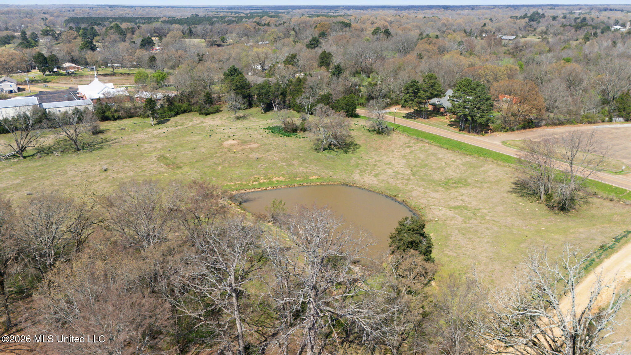 392 Sycamore Road Property Photo 1