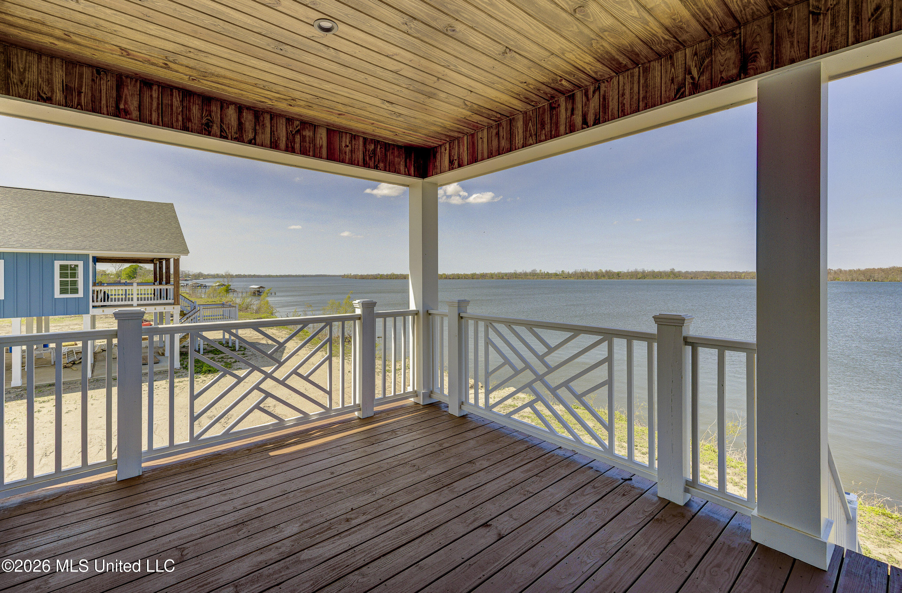 2410 Eagle Lake Shore Road Property Photo 3