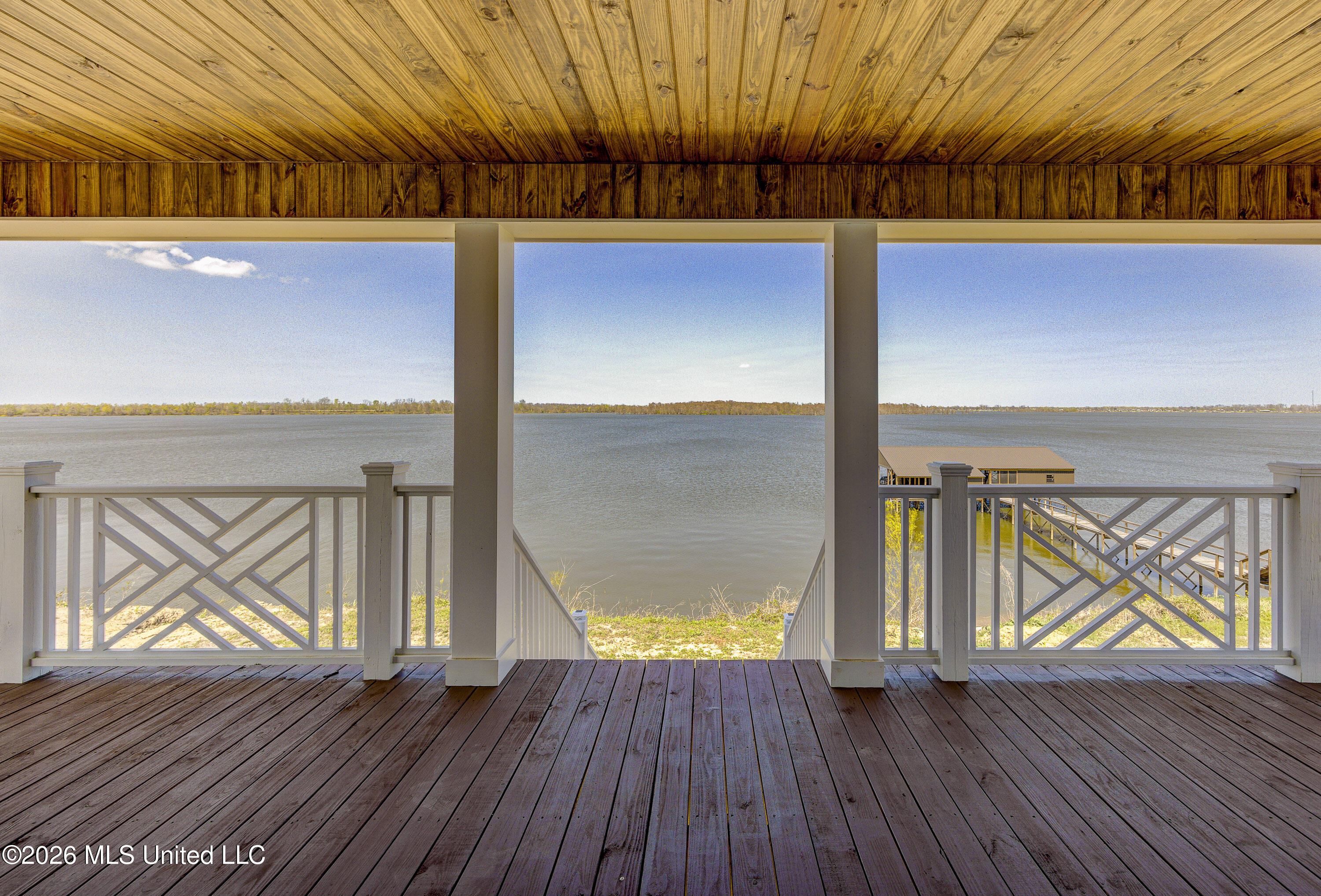 2410 Eagle Lake Shore Road Property Photo 4