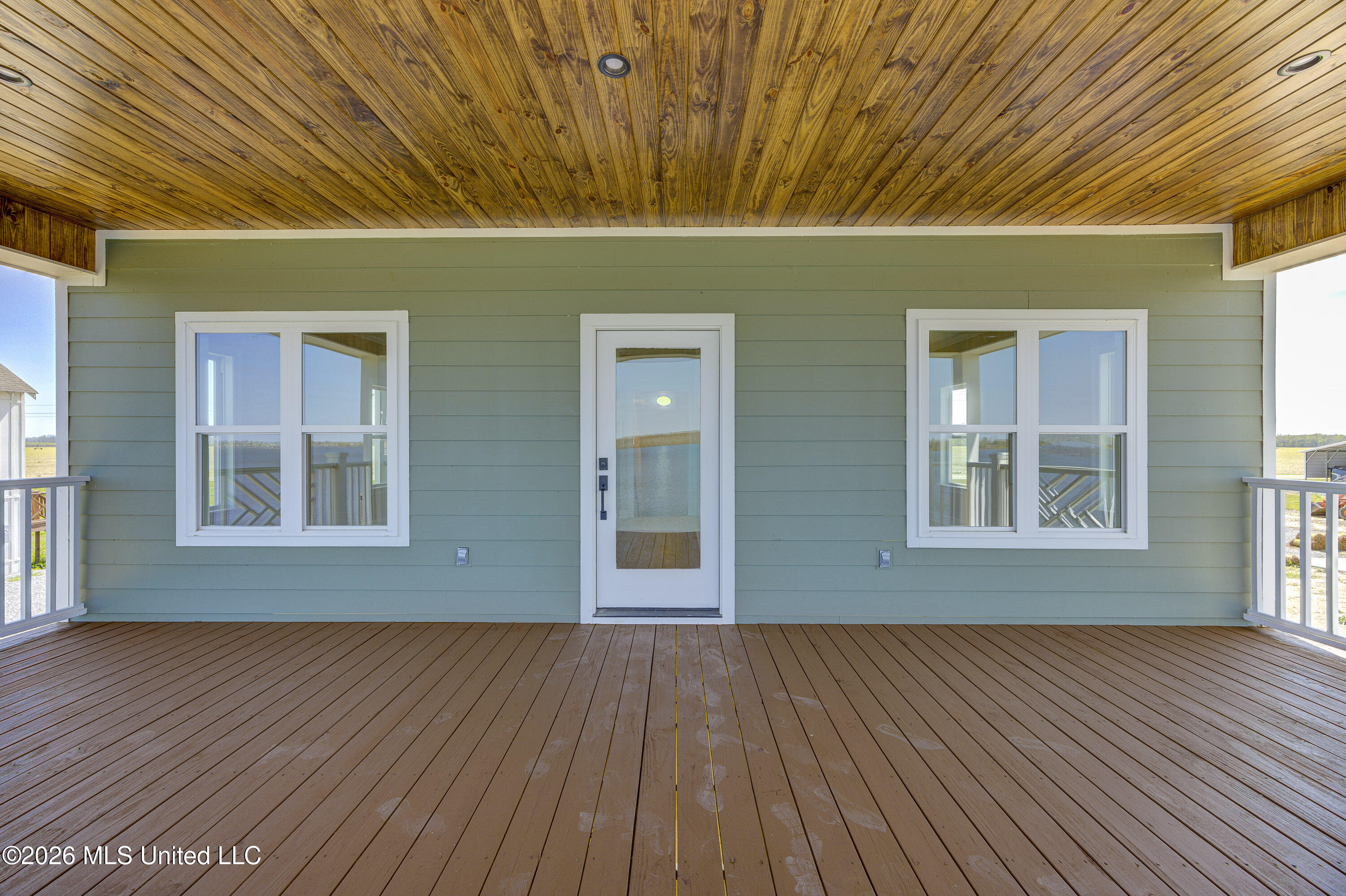 2410 Eagle Lake Shore Road Property Photo 6