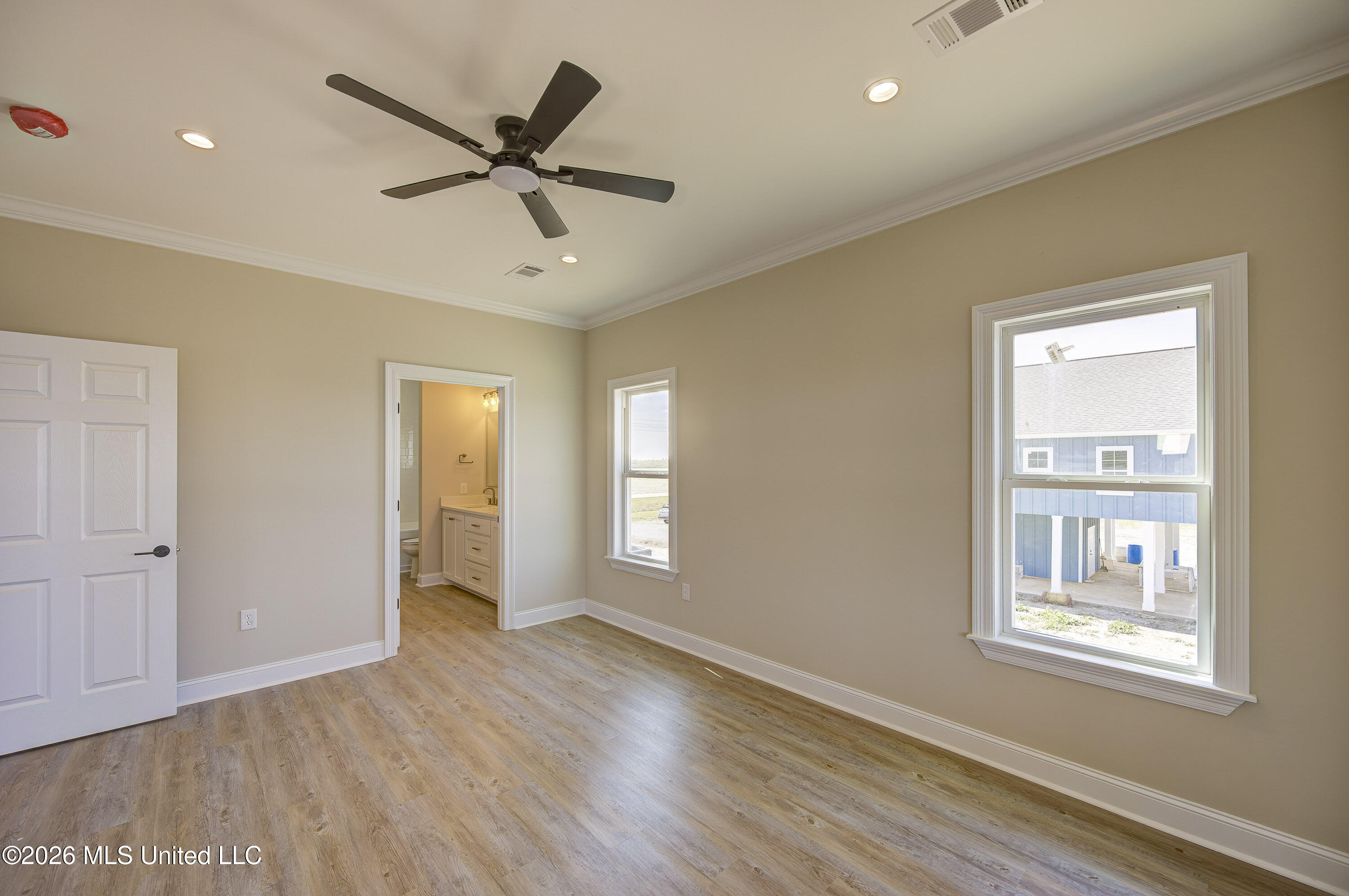 2410 Eagle Lake Shore Road Property Photo 19