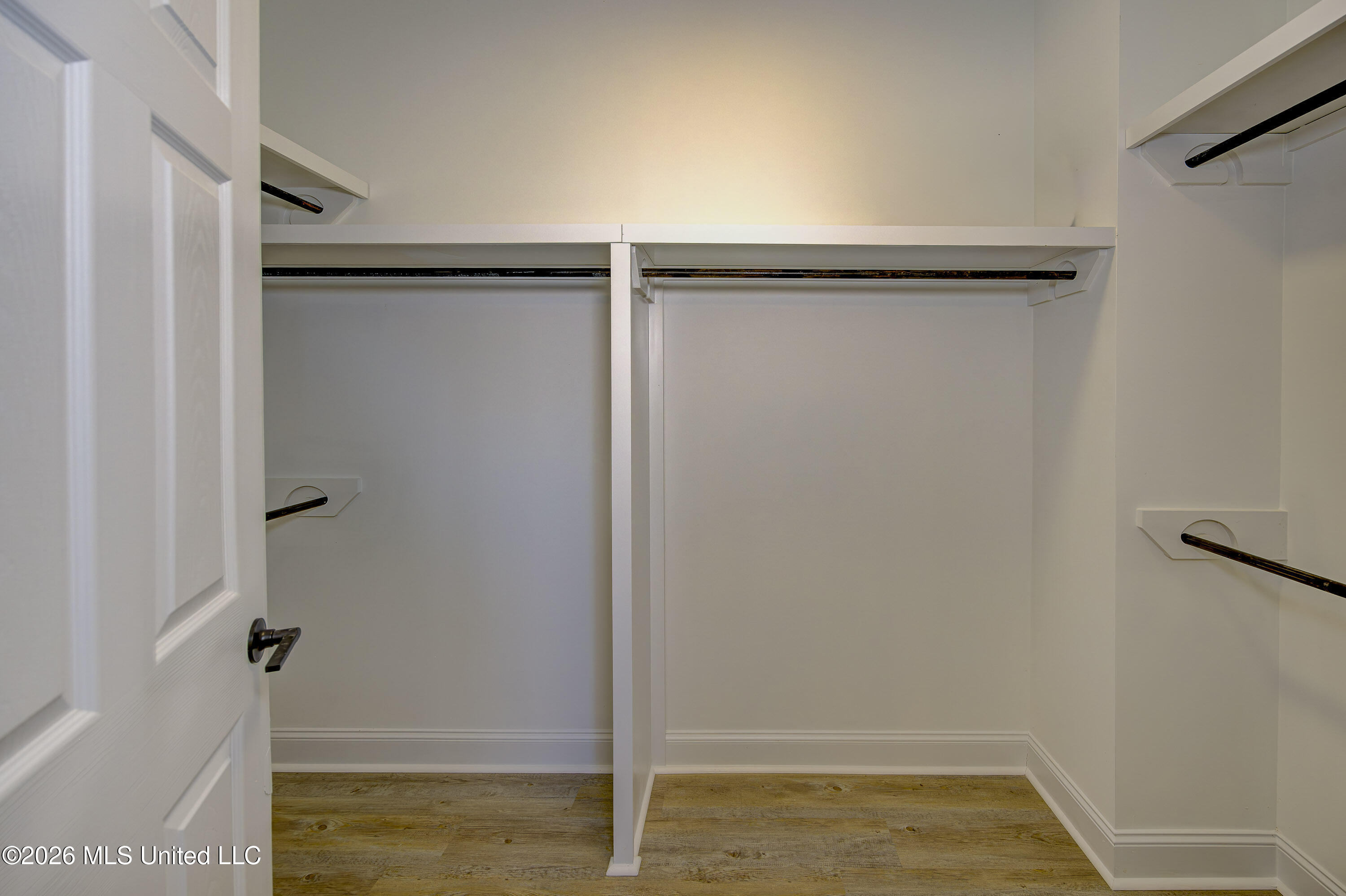 2410 Eagle Lake Shore Road Property Photo 25