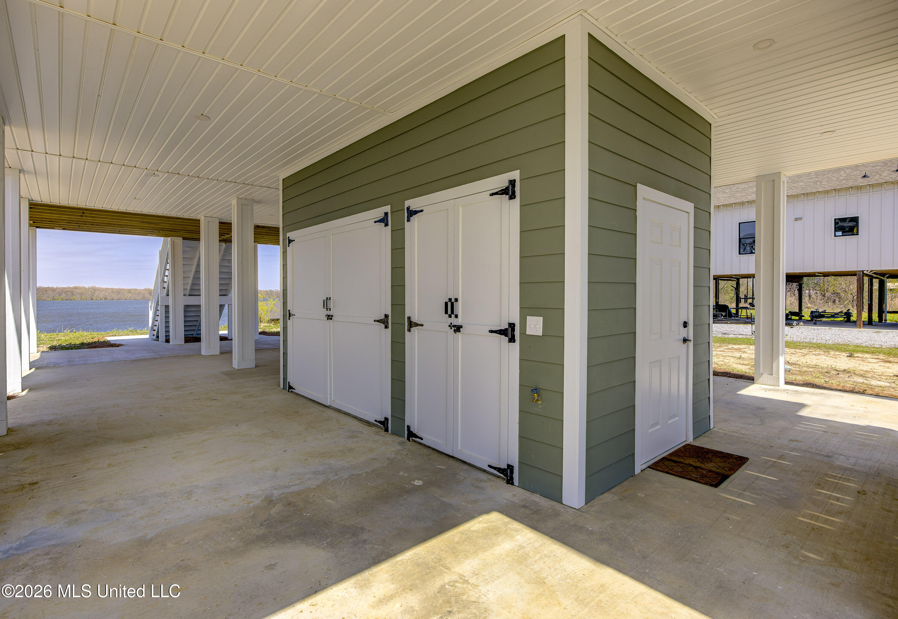 2410 Eagle Lake Shore Road Property Photo 54