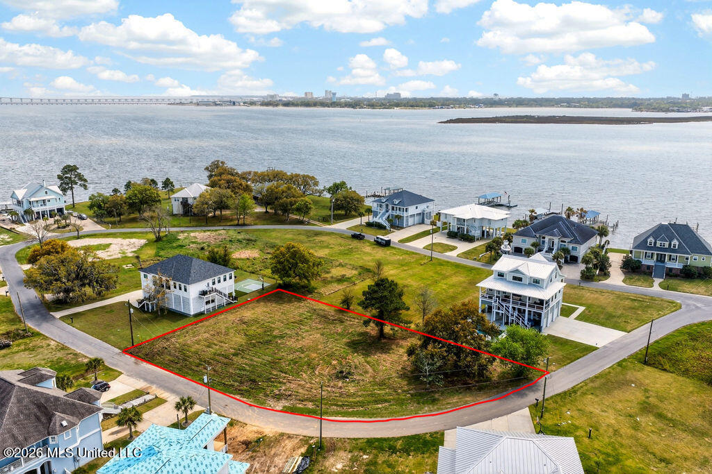 15613 Joan D' Arc Circle Property Photo 3