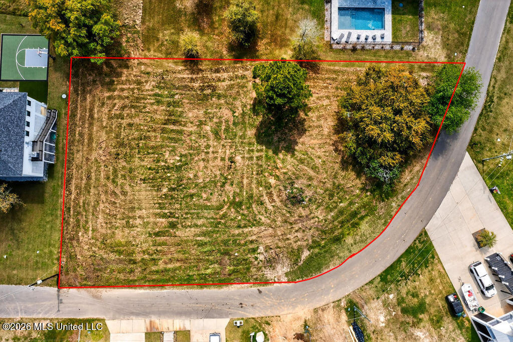 15613 Joan D' Arc Circle Property Photo 10