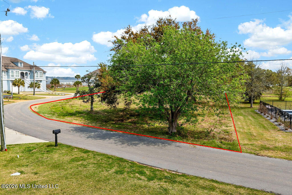 15613 Joan D' Arc Circle Property Photo 11