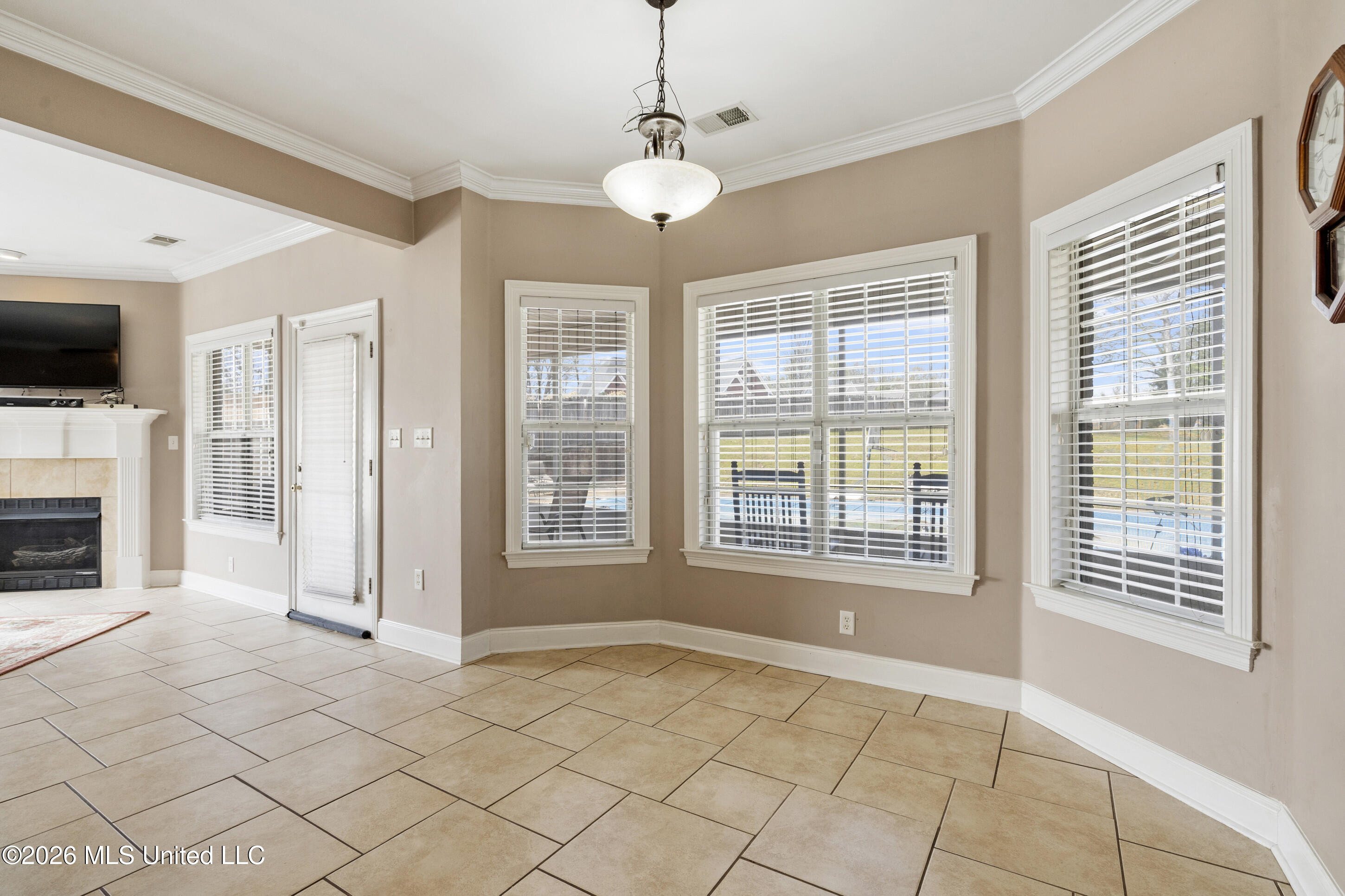 2180 Belmarie Drive Property Photo 11