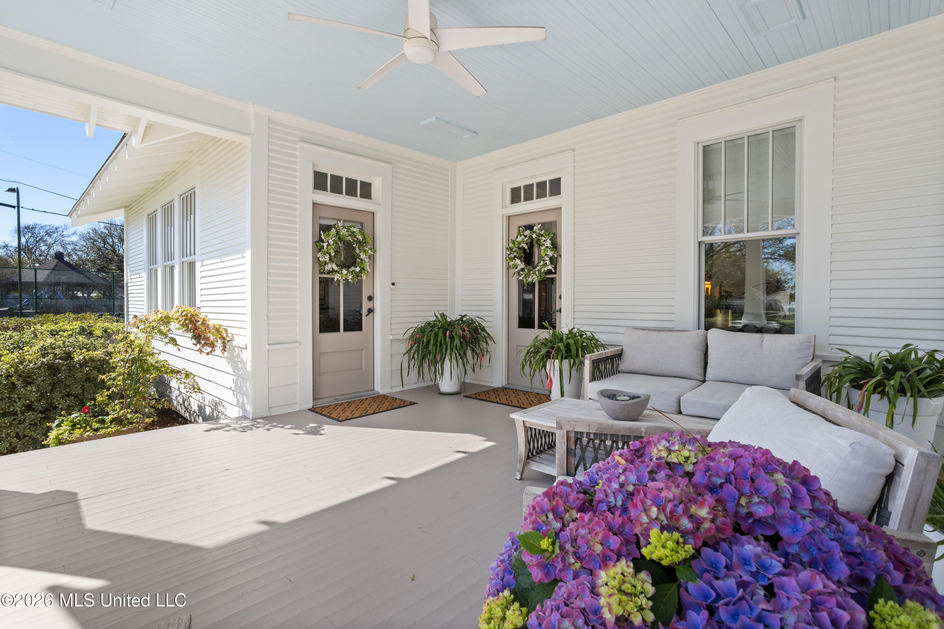1340 2nd Street Property Photo 4