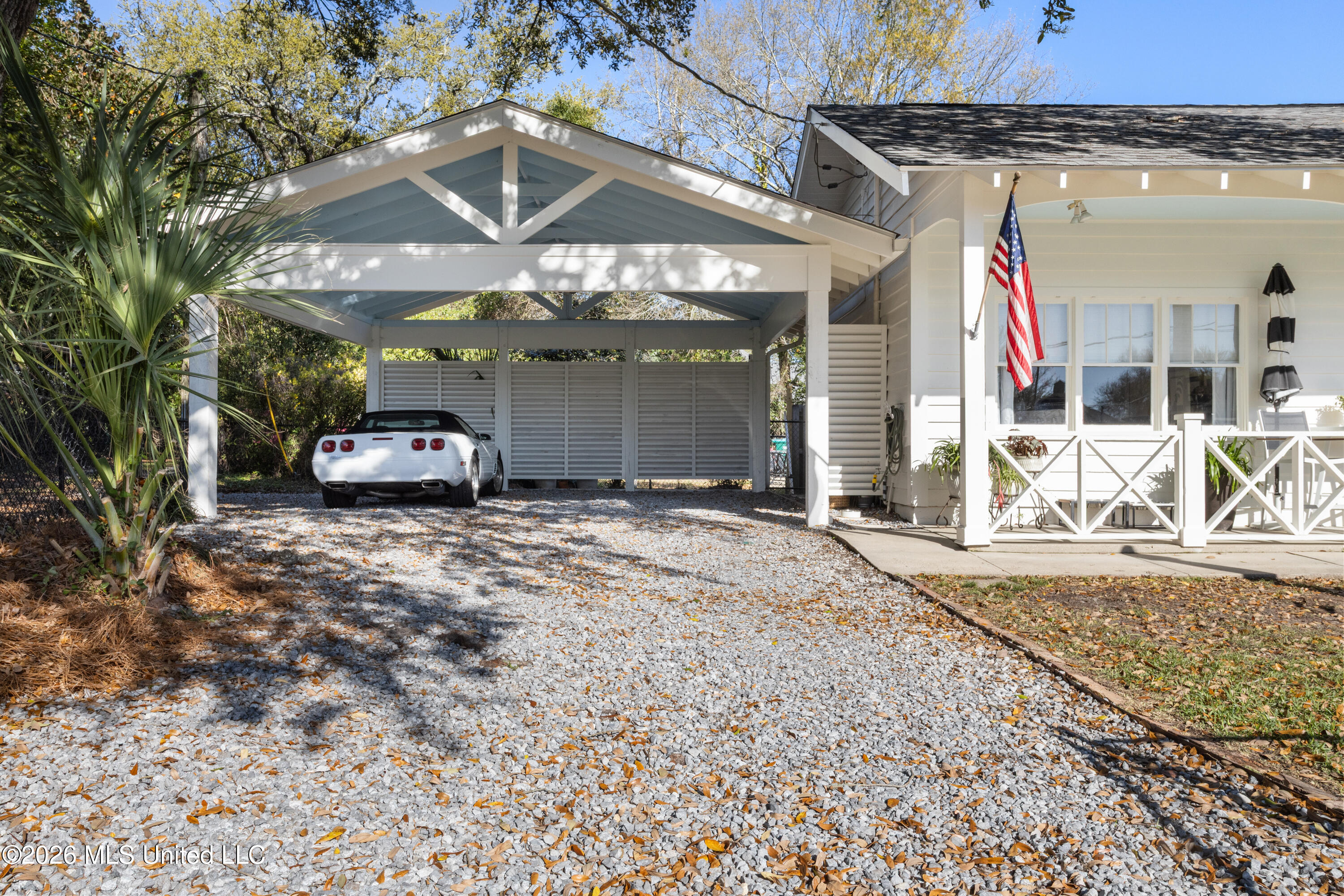 1340 2nd Street Property Photo 8