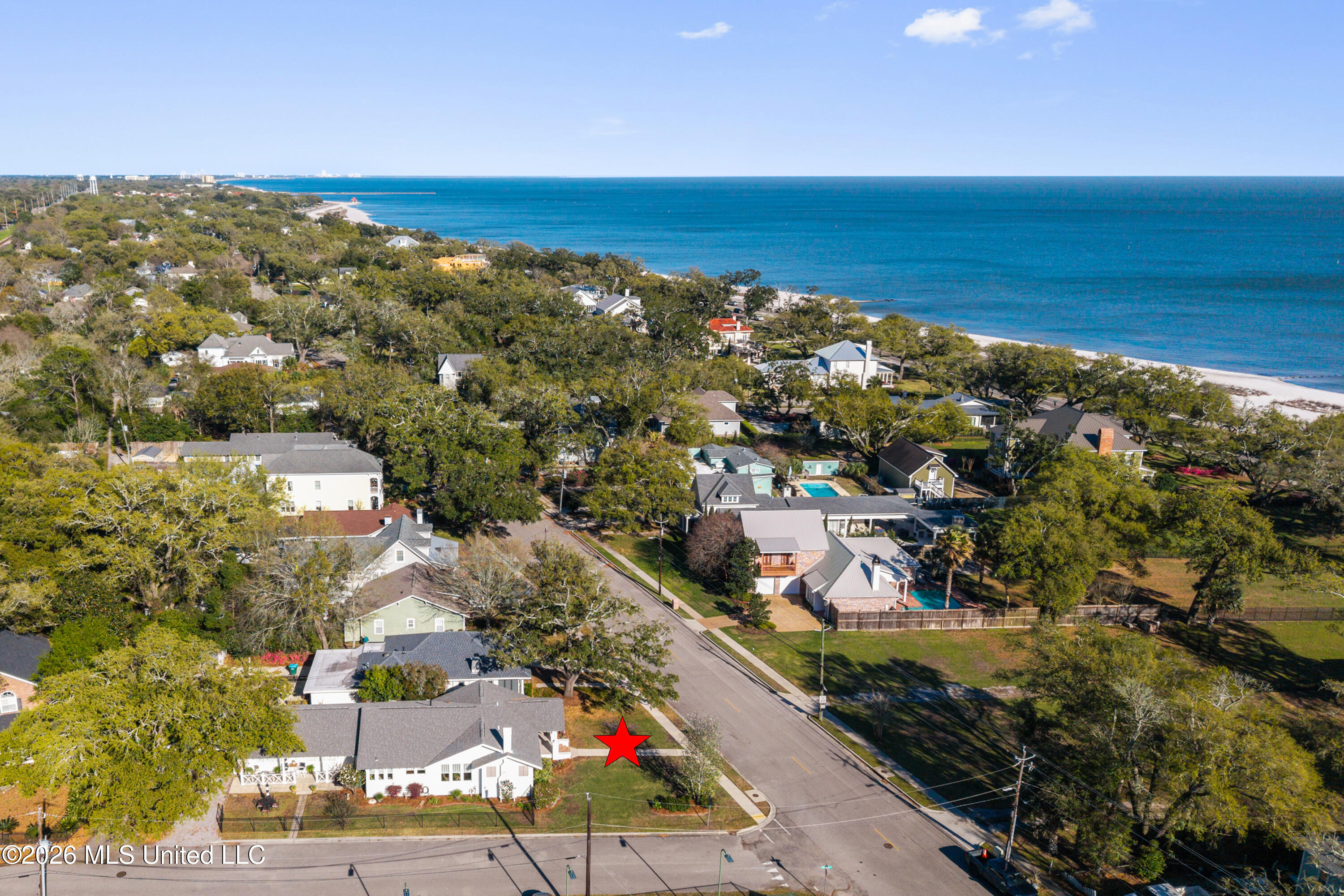 1340 2nd Street Property Photo 11
