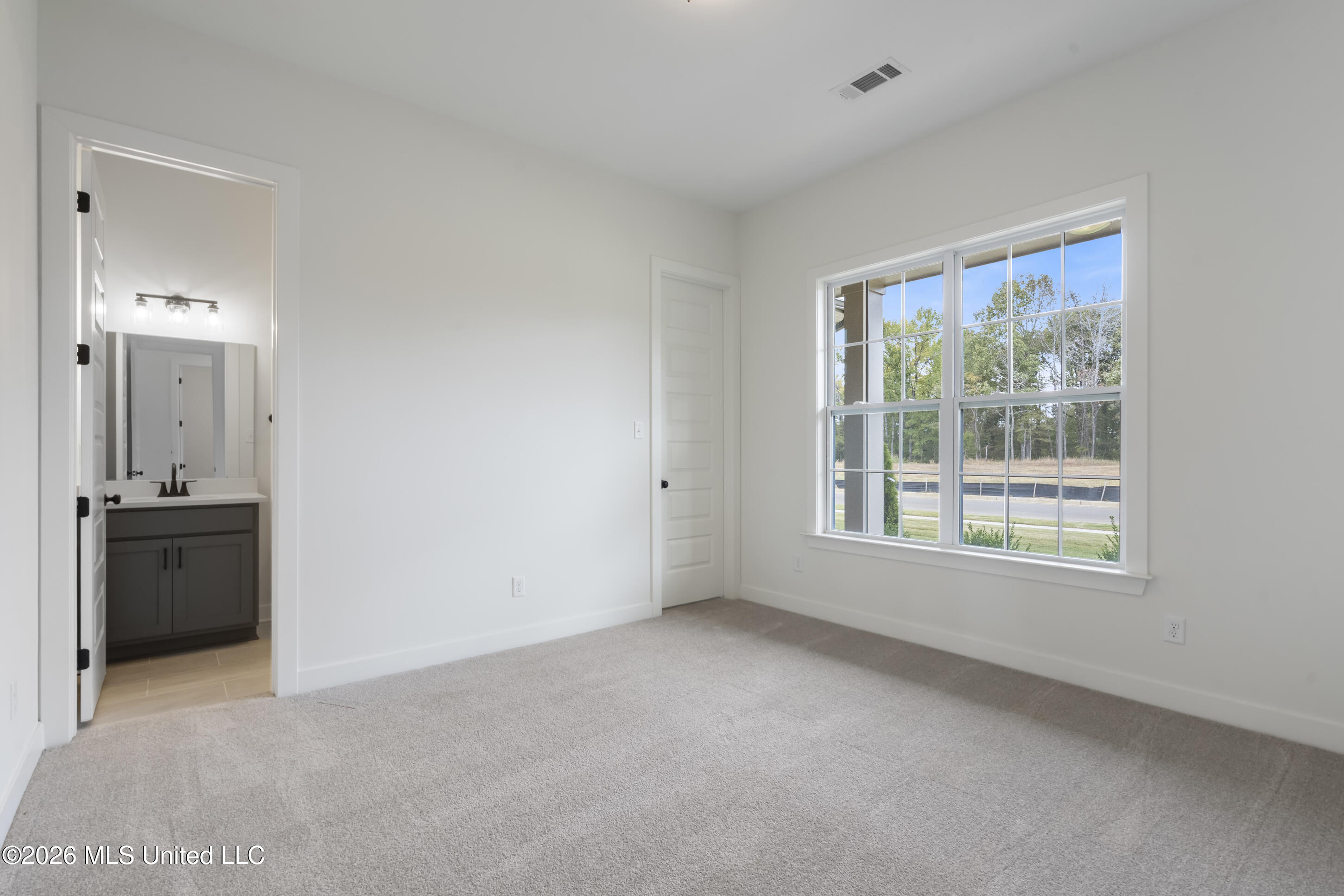 2255 Highground Drive Property Photo 13
