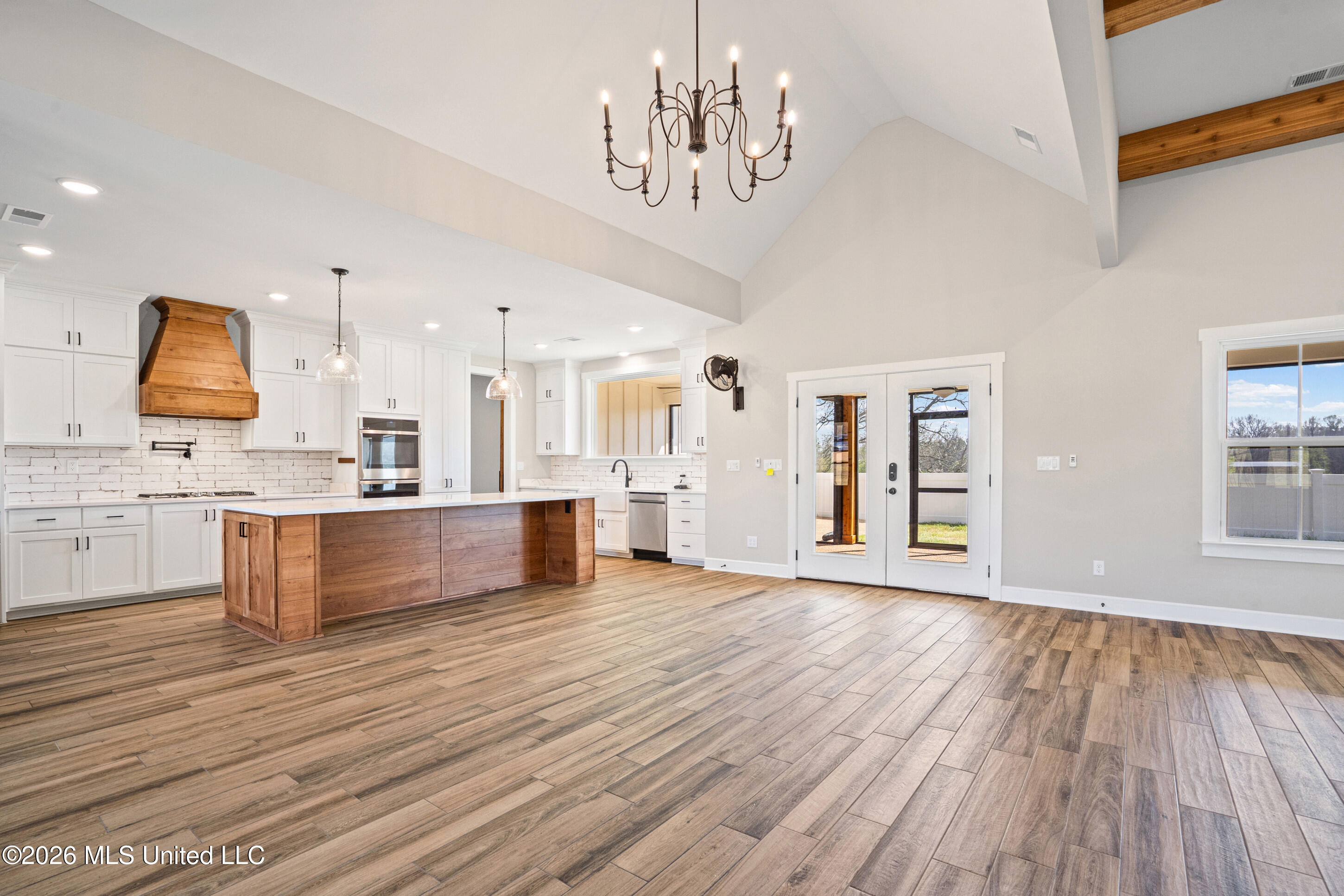 13889 E Fairview Road Property Photo 6