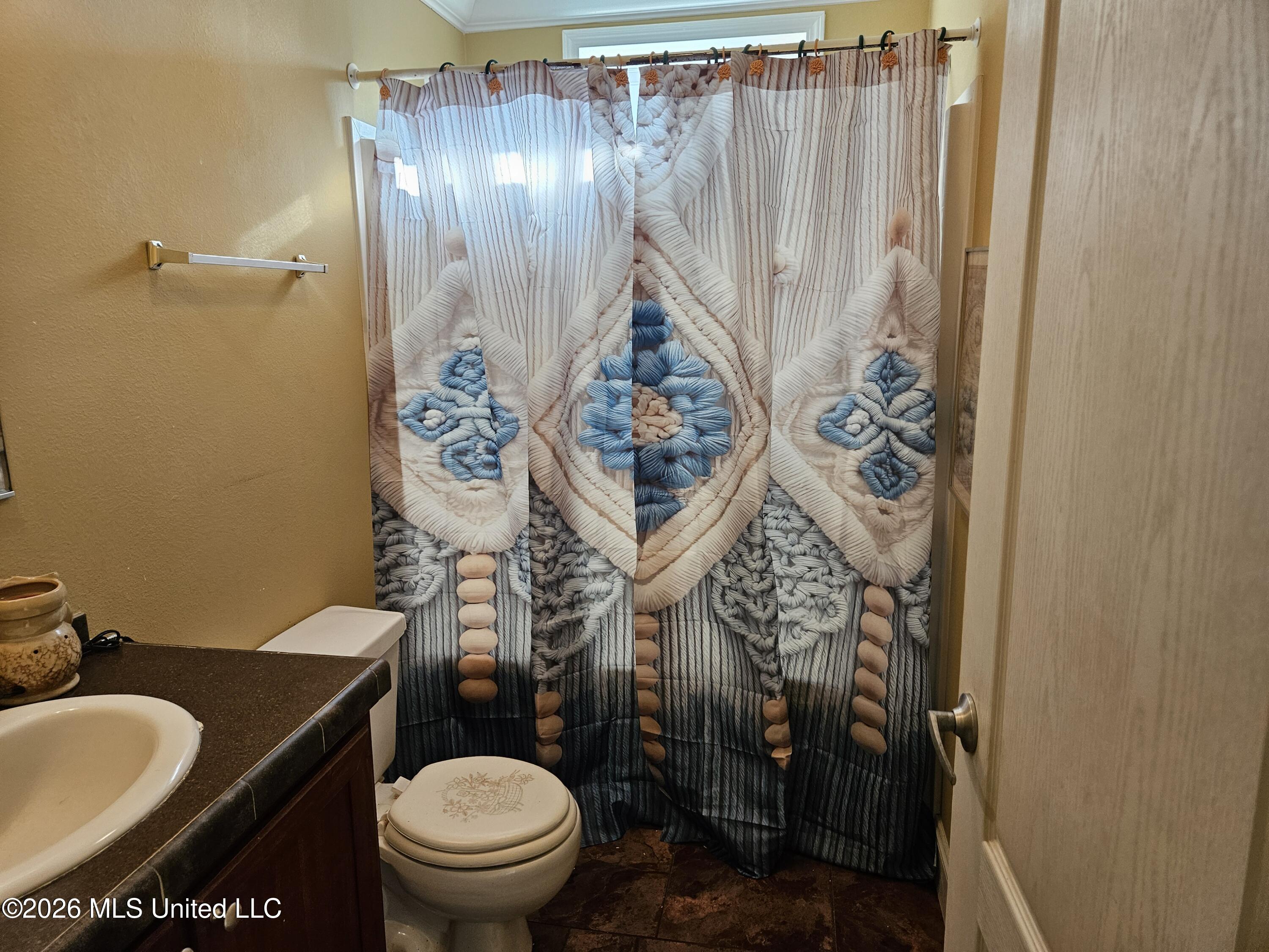 202 Lasalle Street Property Photo 11