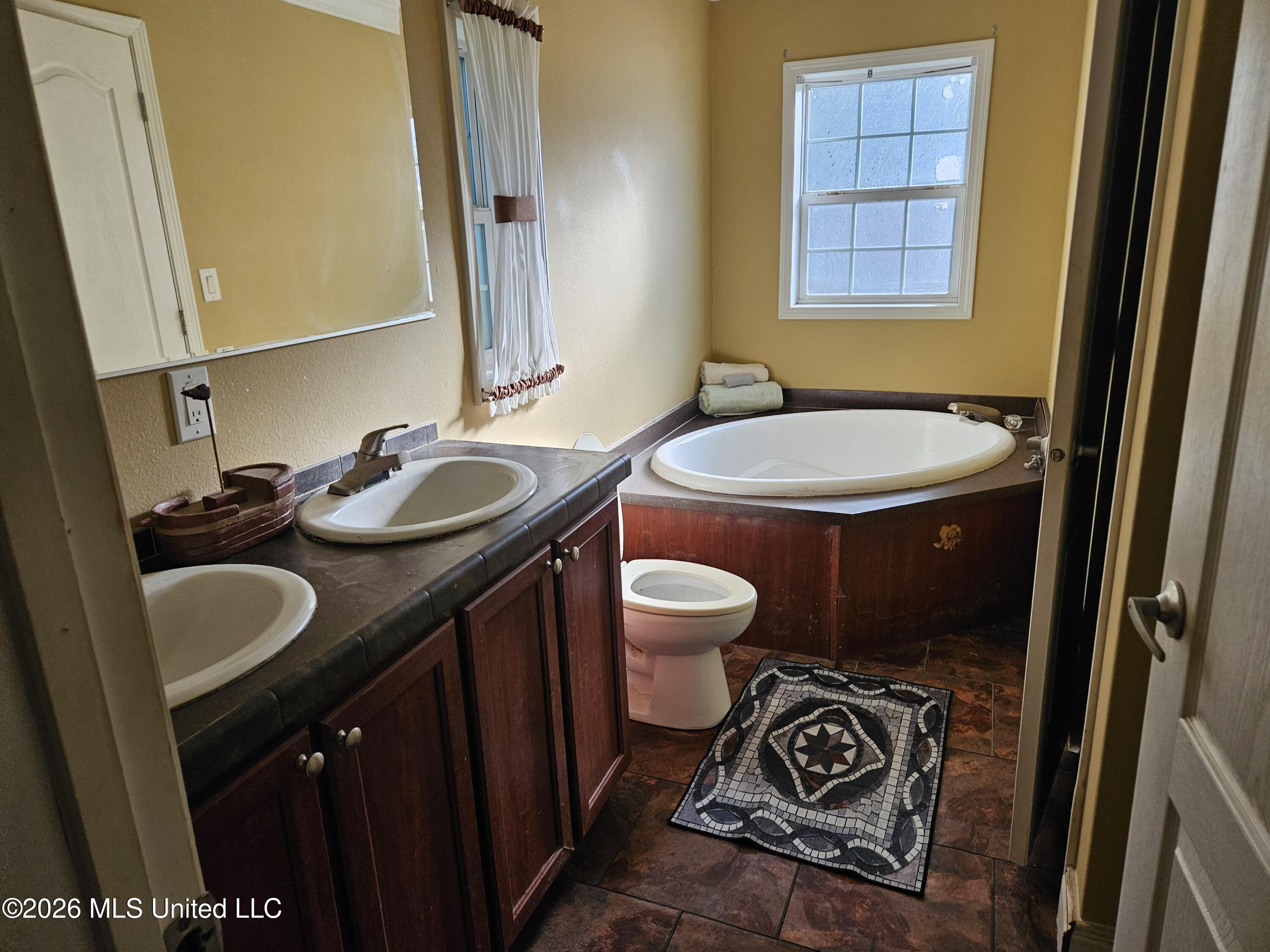 202 Lasalle Street Property Photo 12