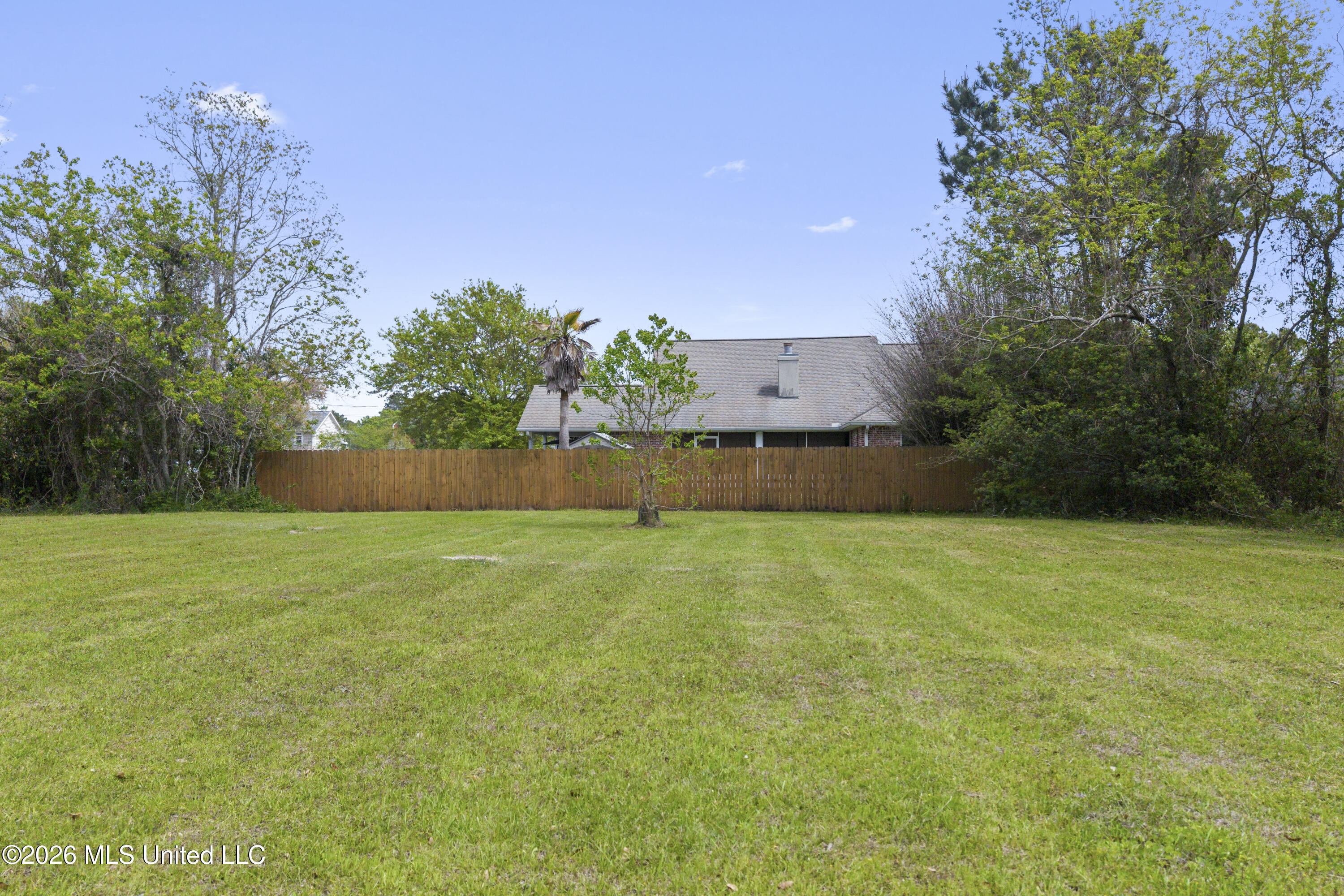 606 Sears Avenue Property Photo 1