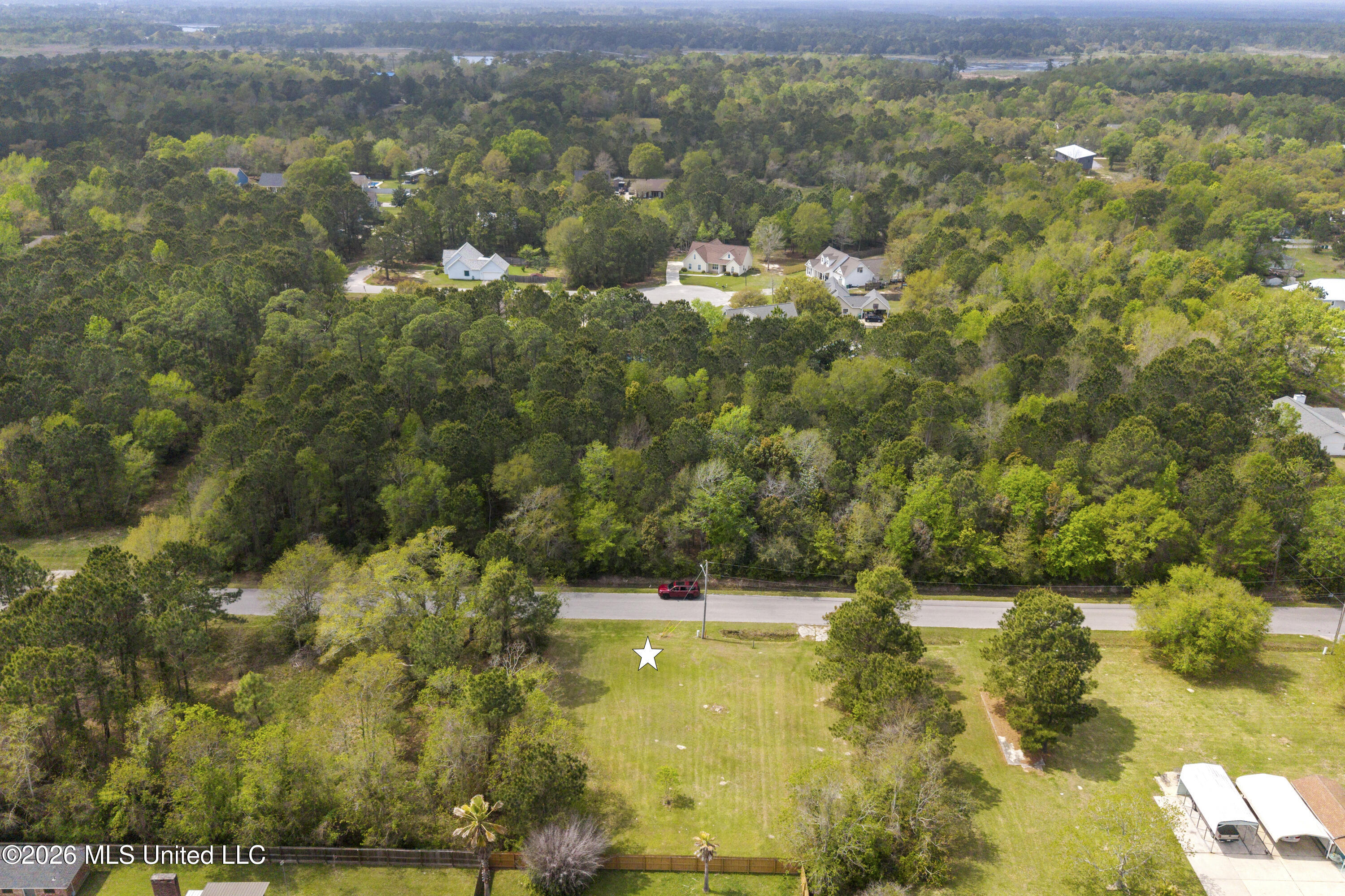 606 Sears Avenue Property Photo 4