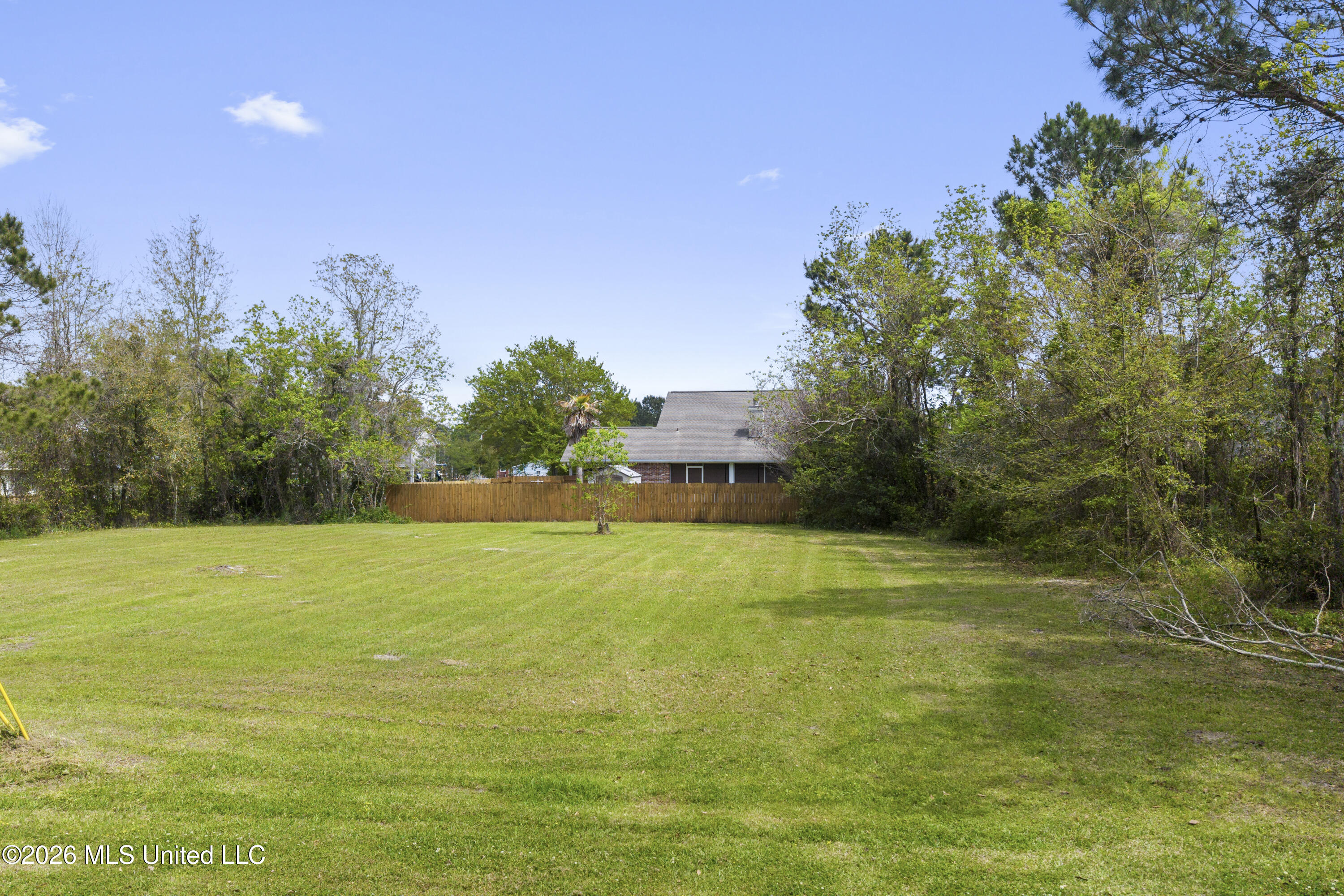 606 Sears Avenue Property Photo 9