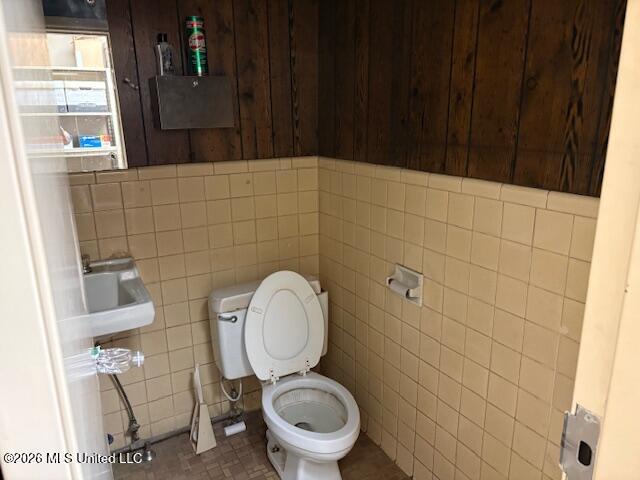 104 E Third Street Property Photo 18