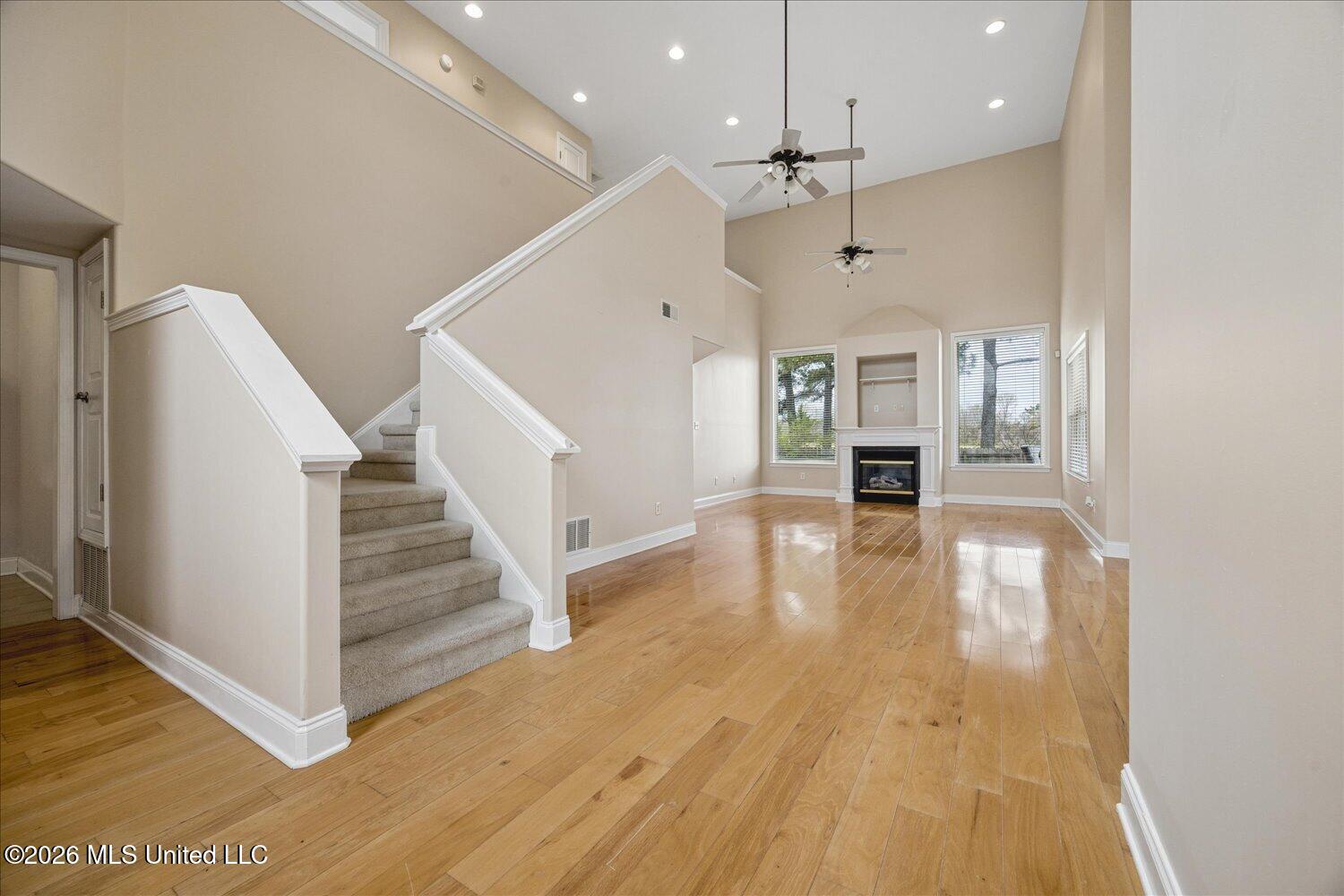 6037 Callaway Cove Property Photo 5