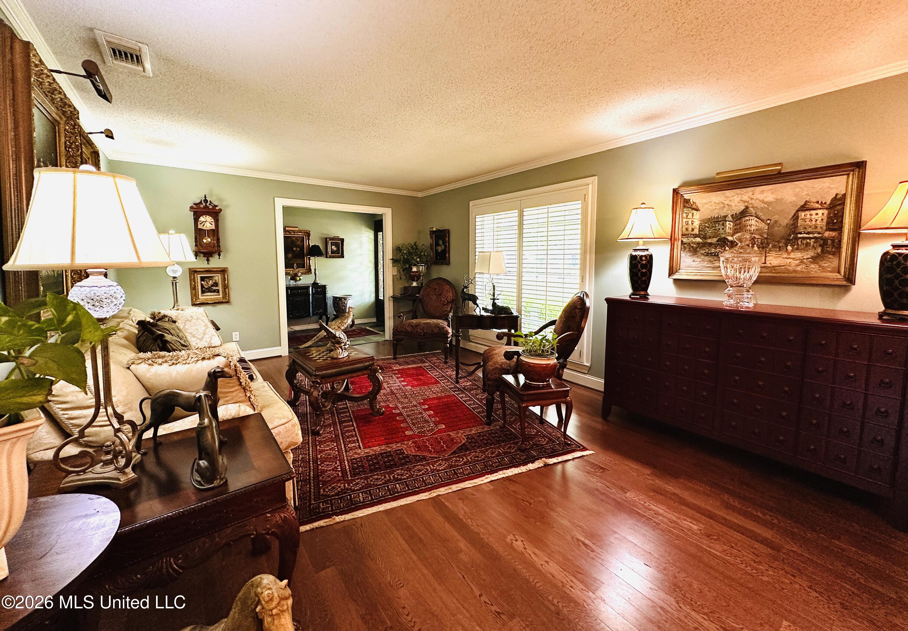 1007 Westwood Street Property Photo 6