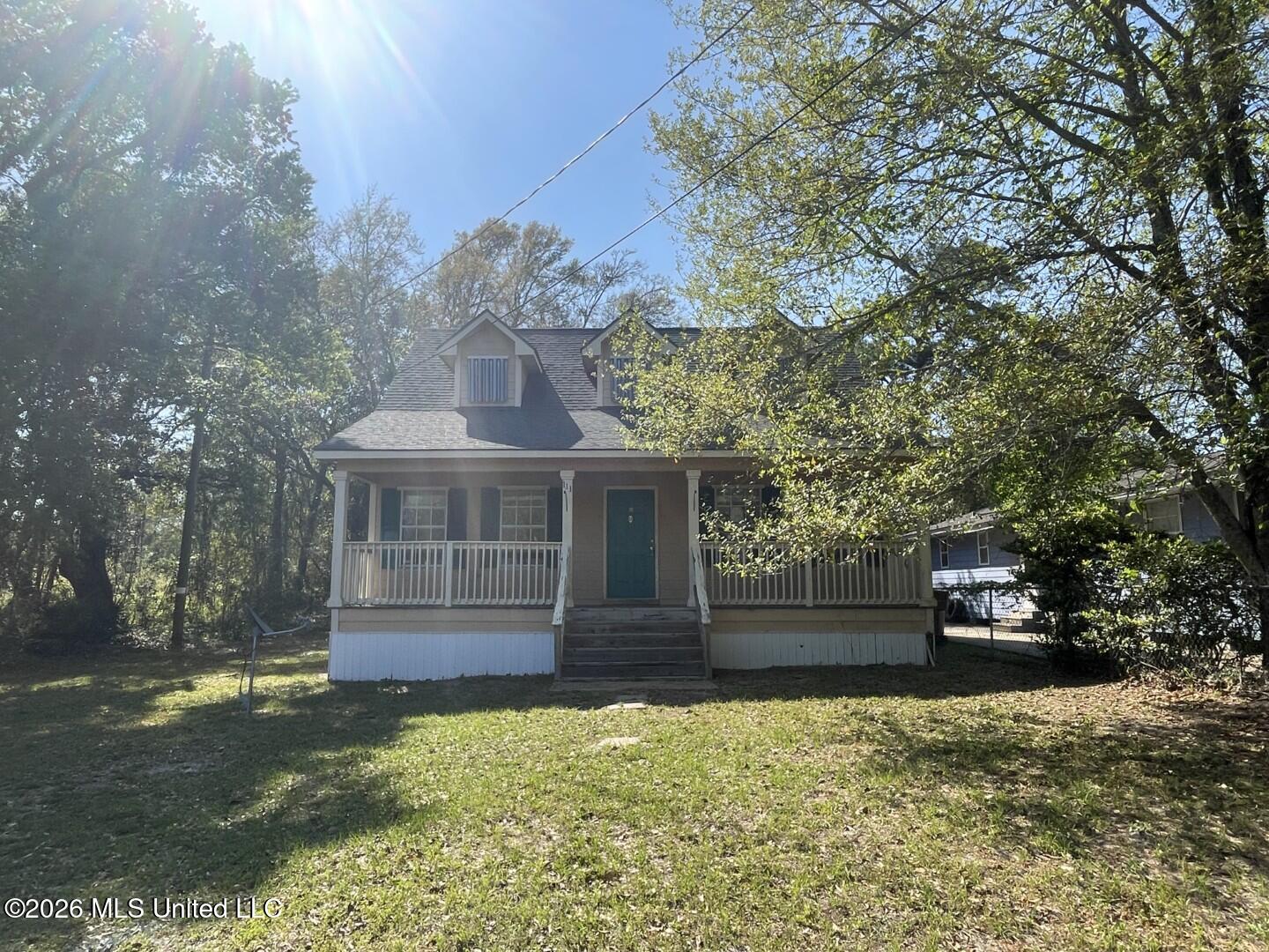 111 N Lang Avenue Property Photo 1