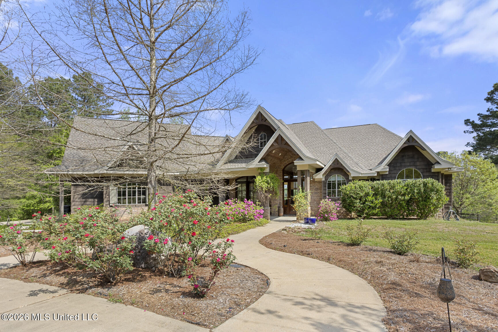626 Cedar Hill Road Property Photo 1