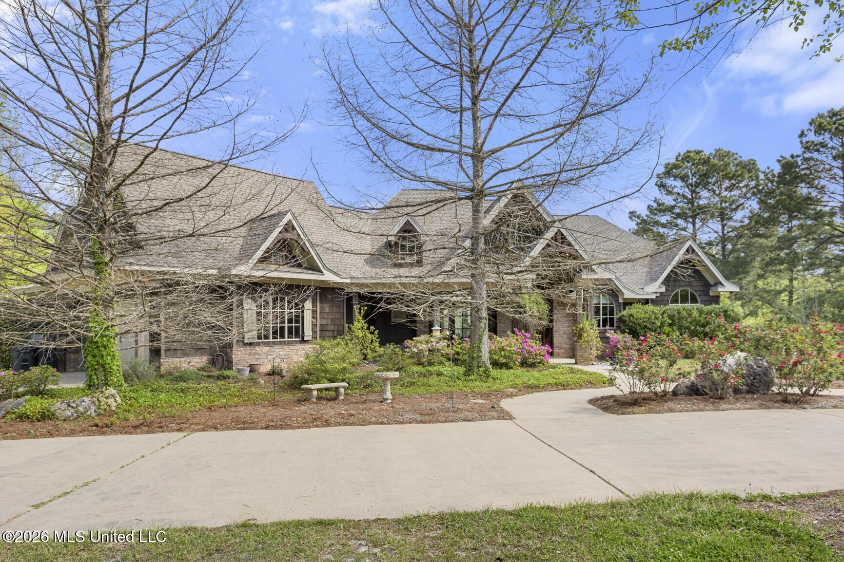 626 Cedar Hill Road Property Photo 2