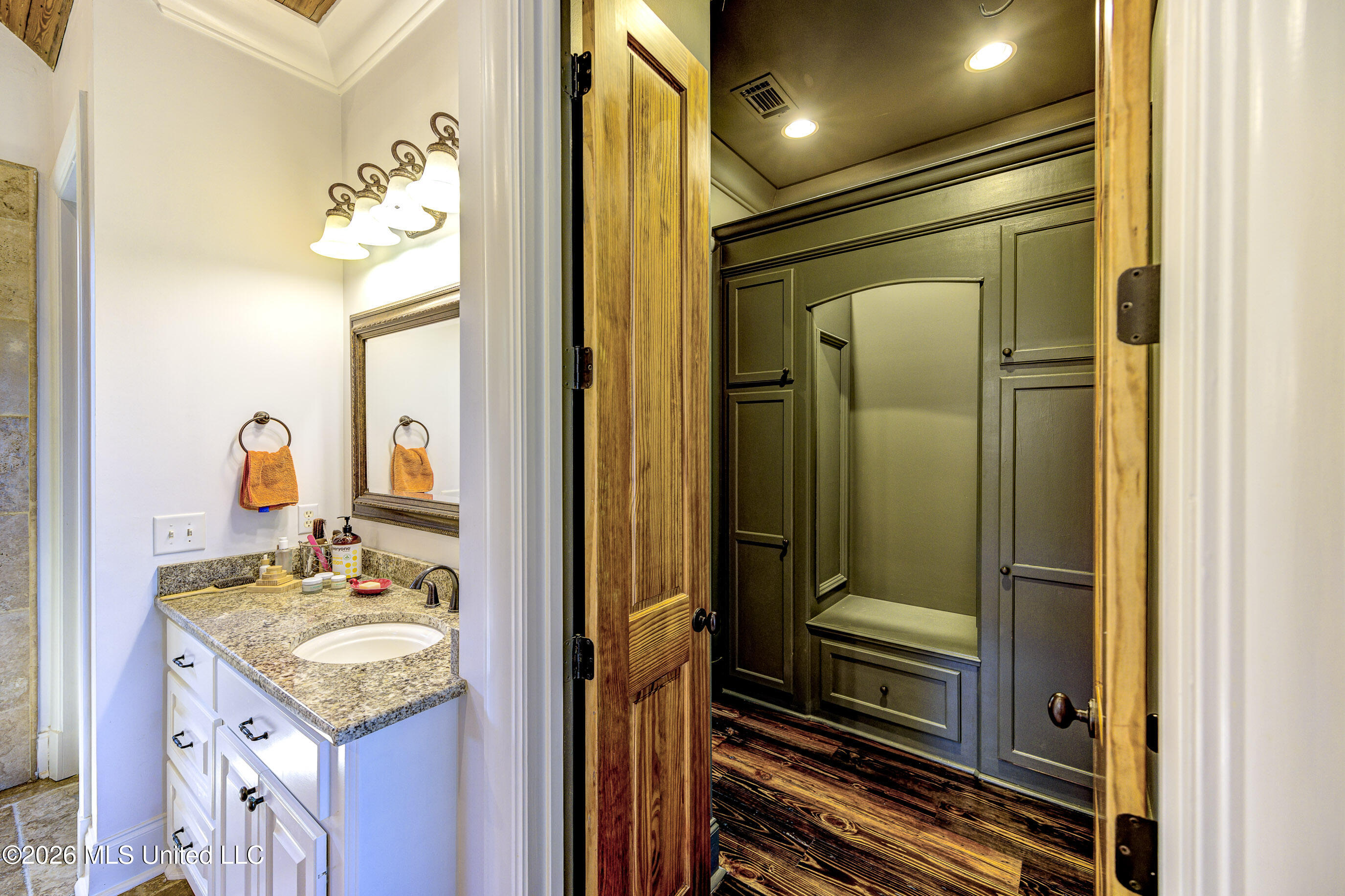 626 Cedar Hill Road Property Photo 22
