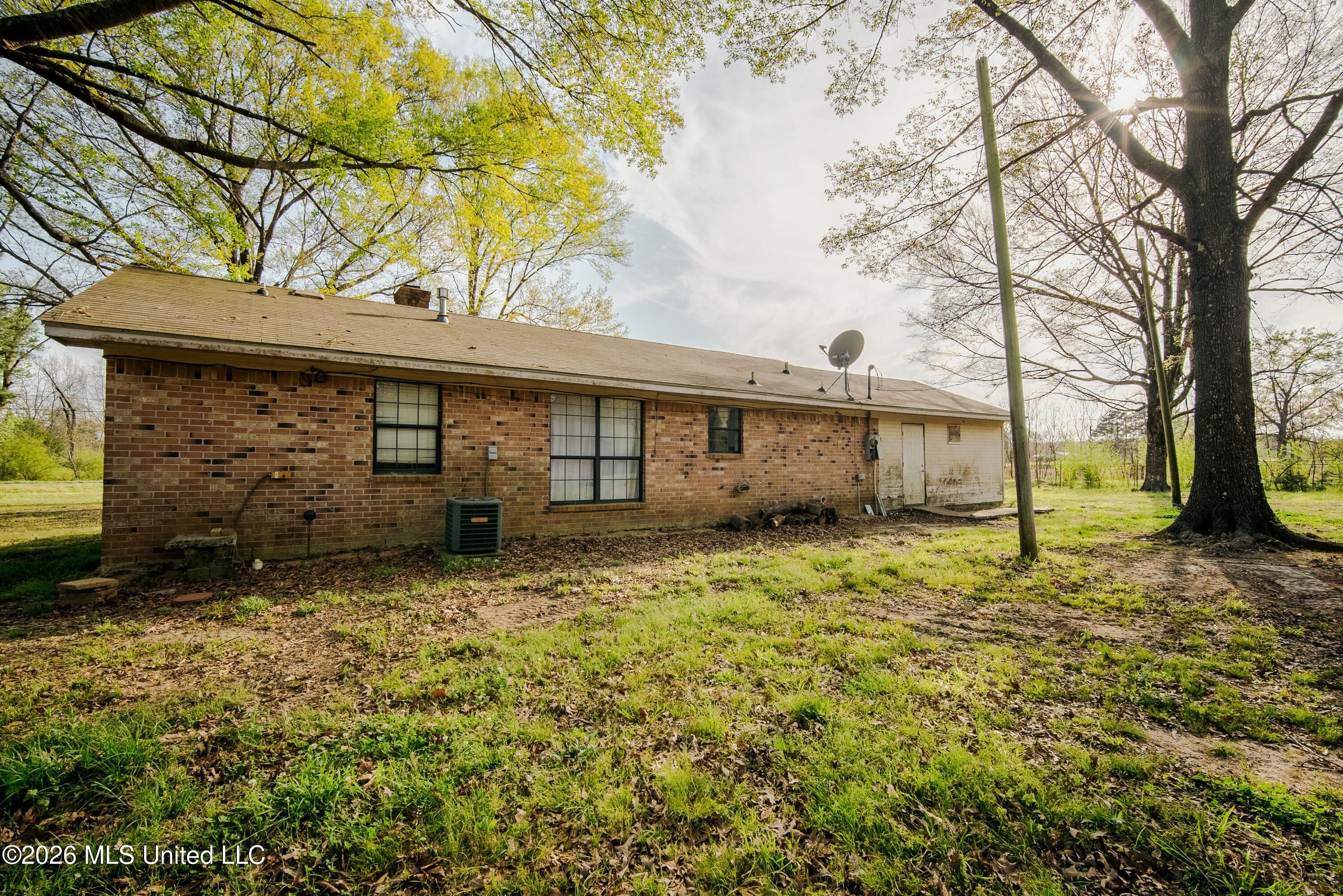 1844 Volley Campbell Road Property Photo 2