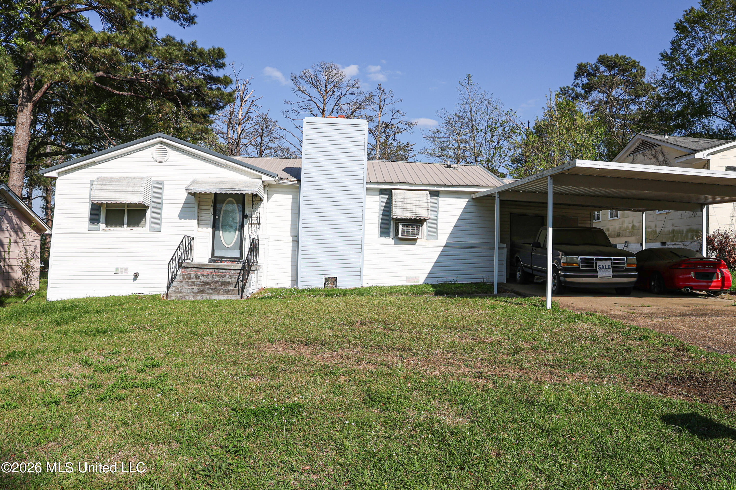 1616 Gibraltar Drive Property Photo 1