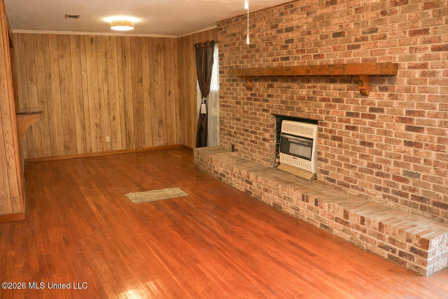 1616 Gibraltar Drive Property Photo 5