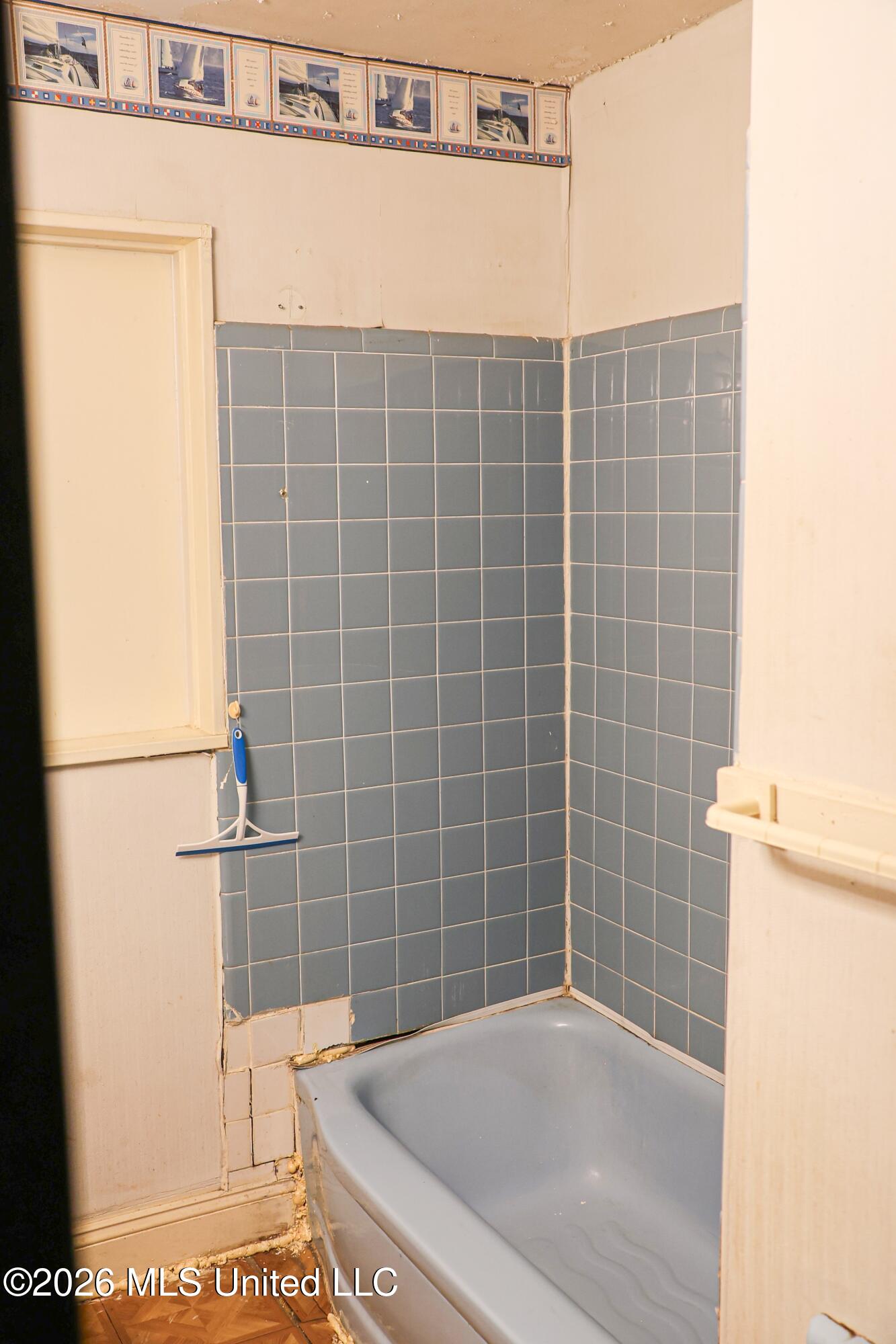 1616 Gibraltar Drive Property Photo 12