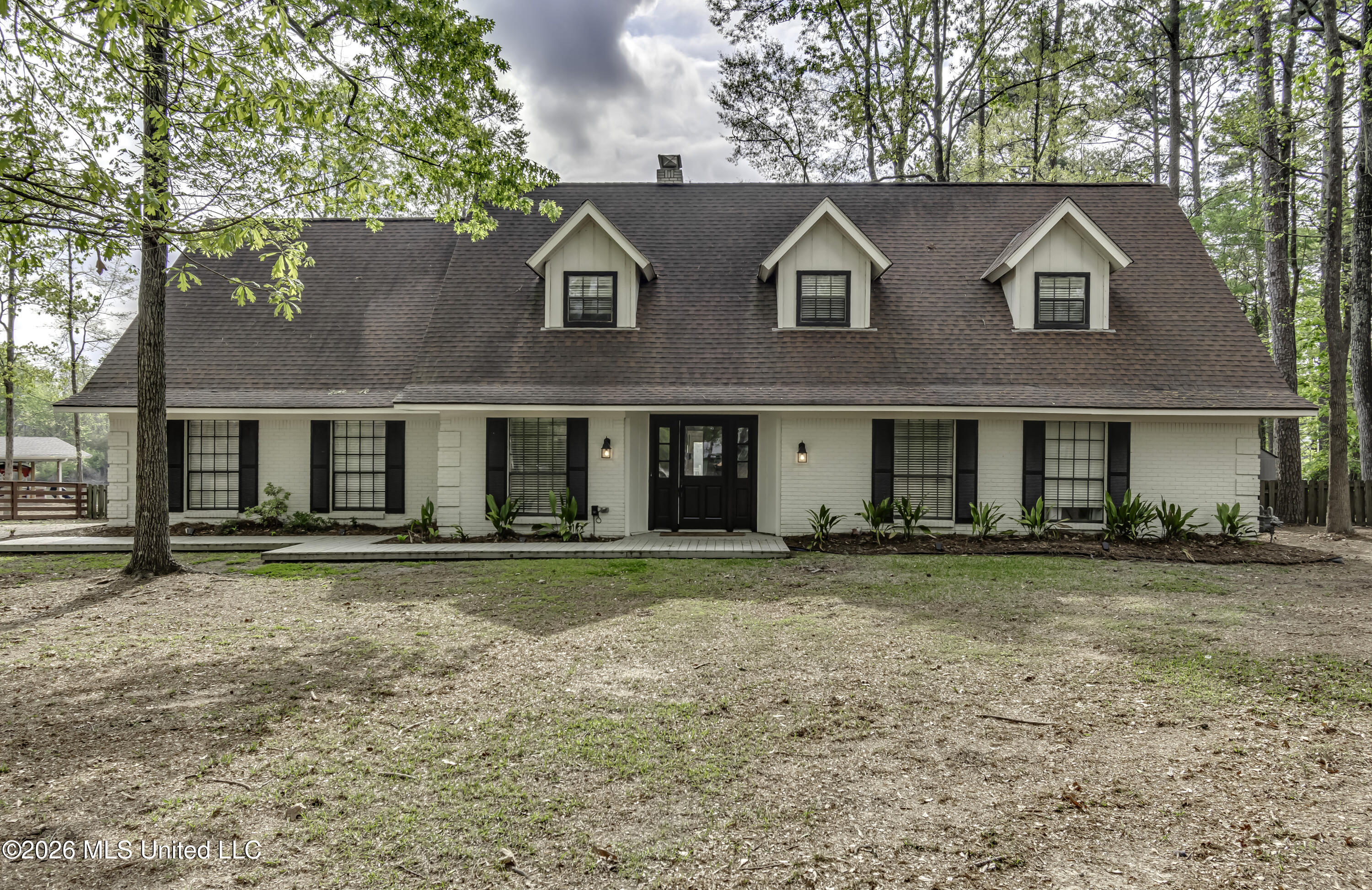 907 Audubon Point Drive Property Photo 1