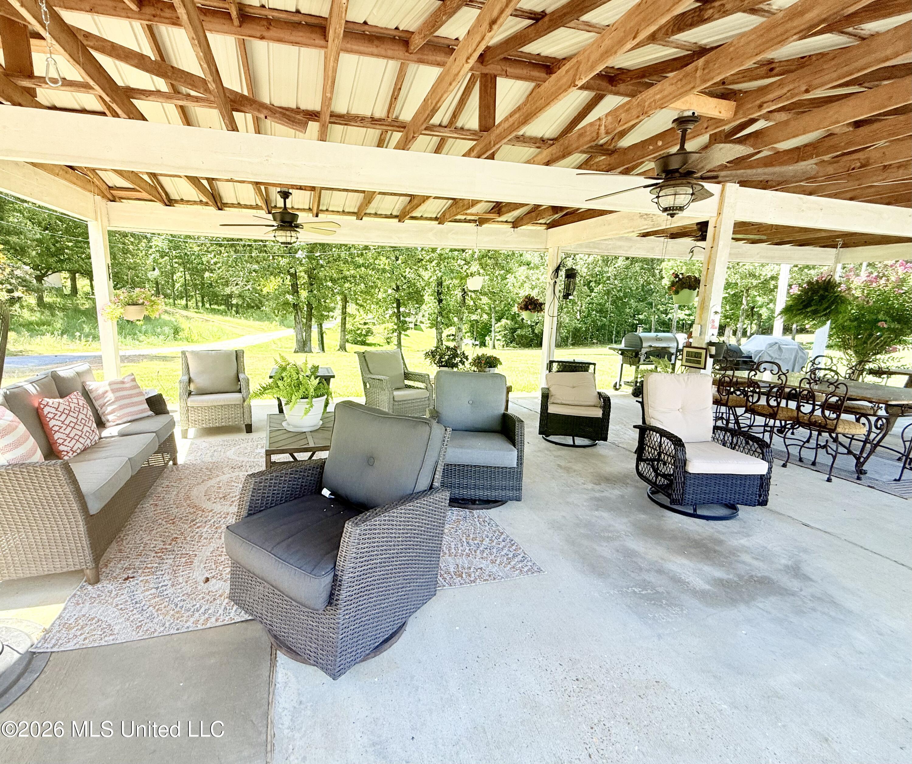 367 Dr King Drive Property Photo 8