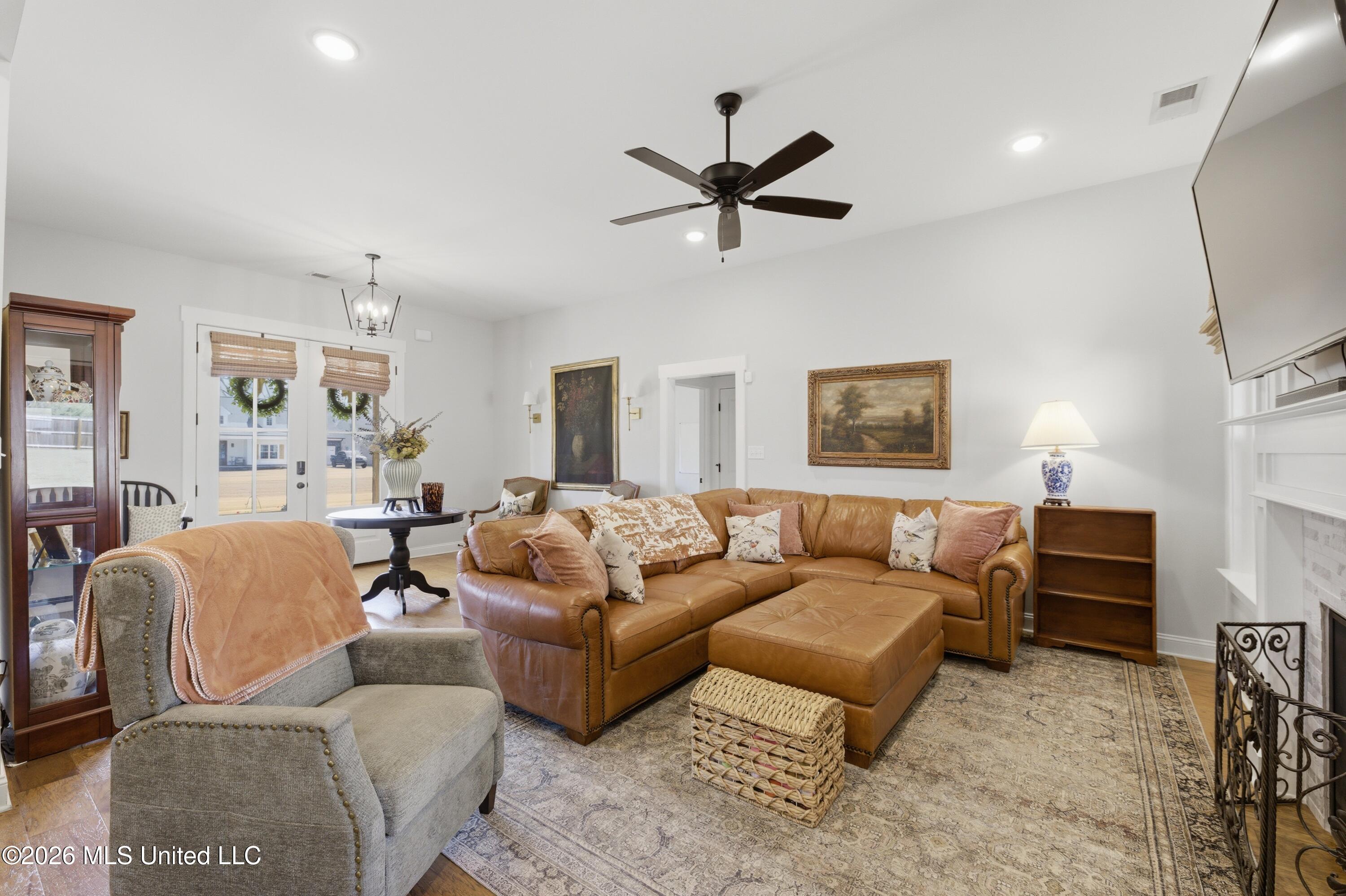 7440 Crosswinds Boulevard Property Photo 13