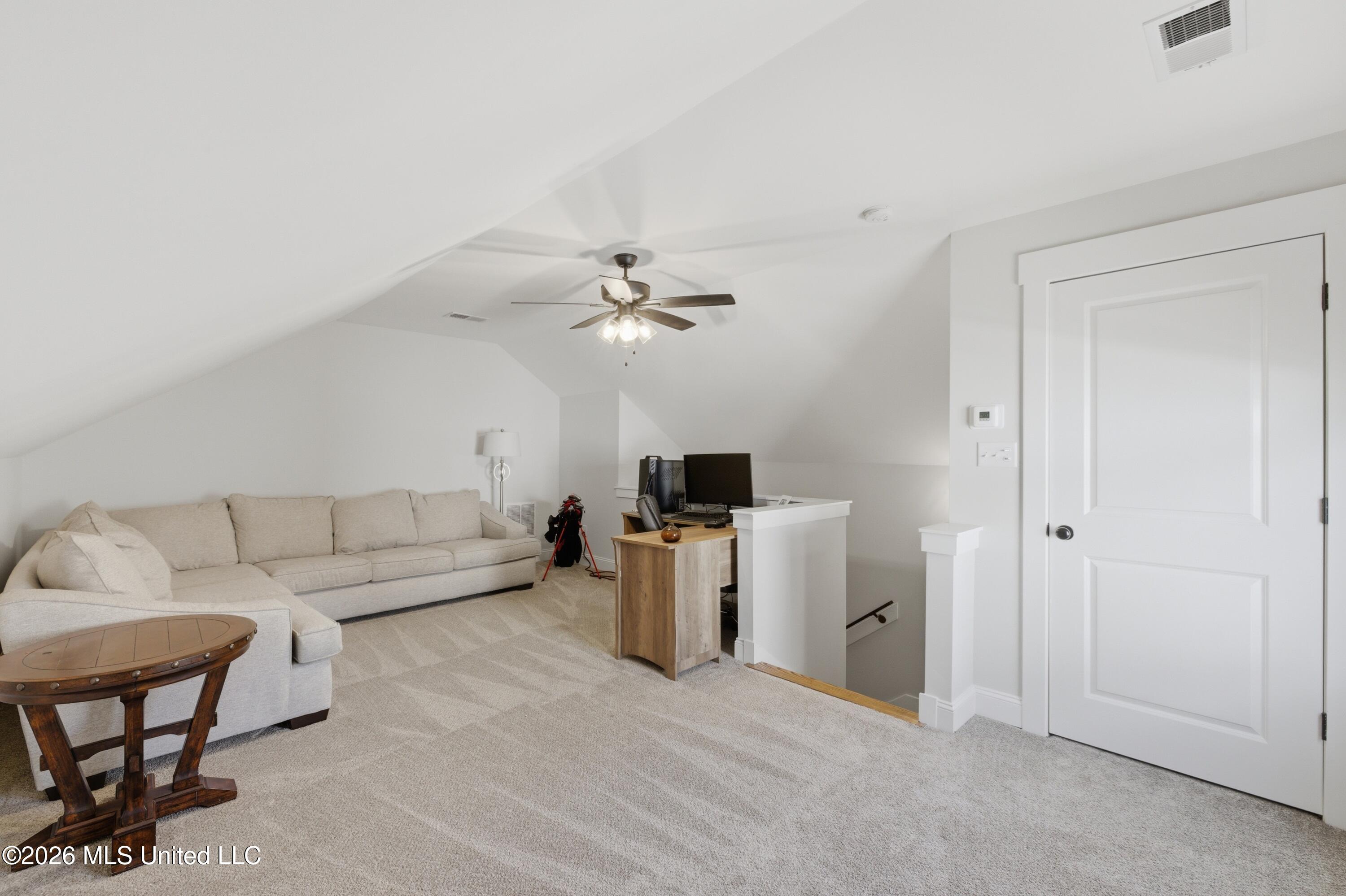 7440 Crosswinds Boulevard Property Photo 28