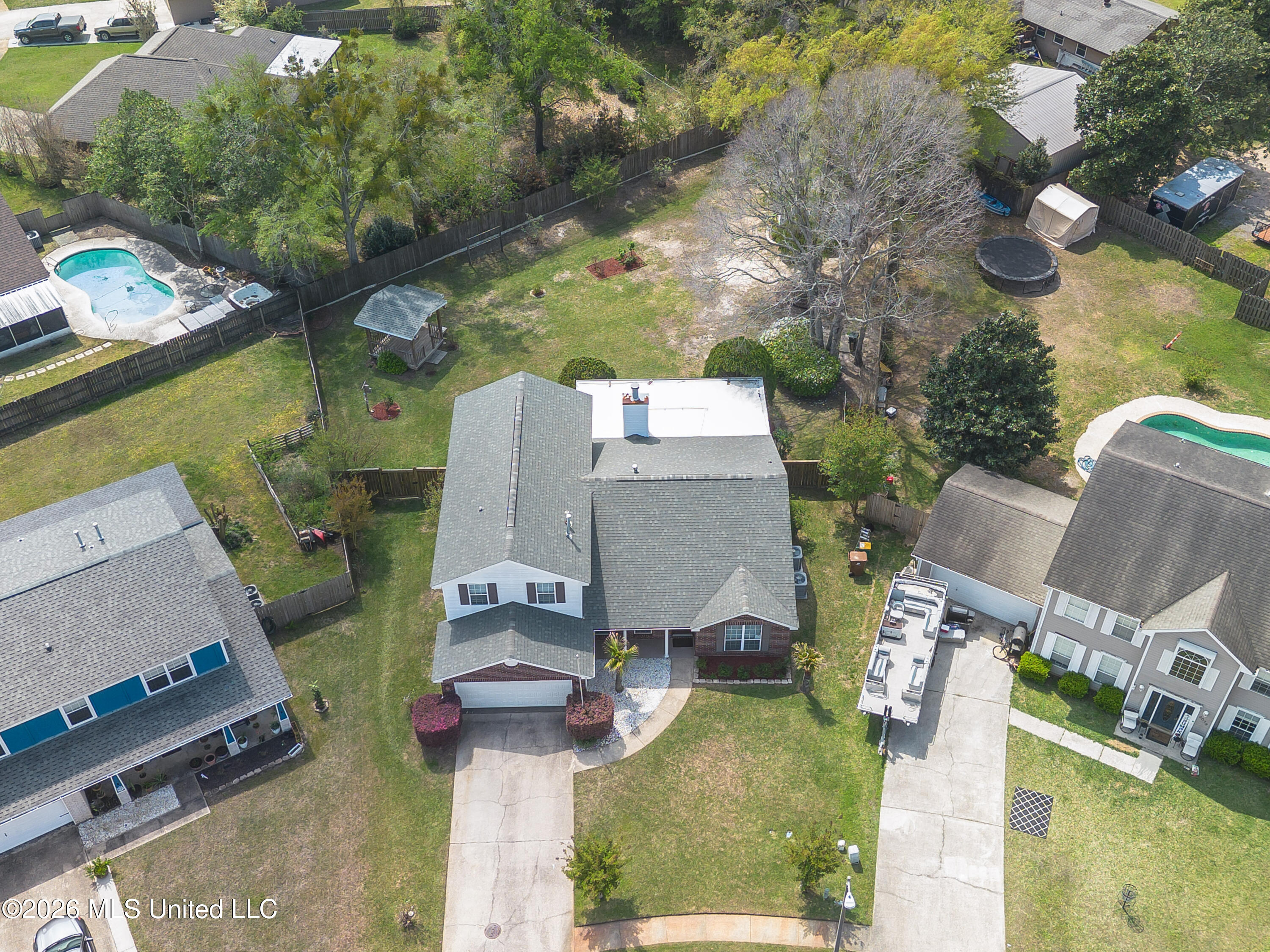 2071 Stone Bridge Drive Property Photo 4