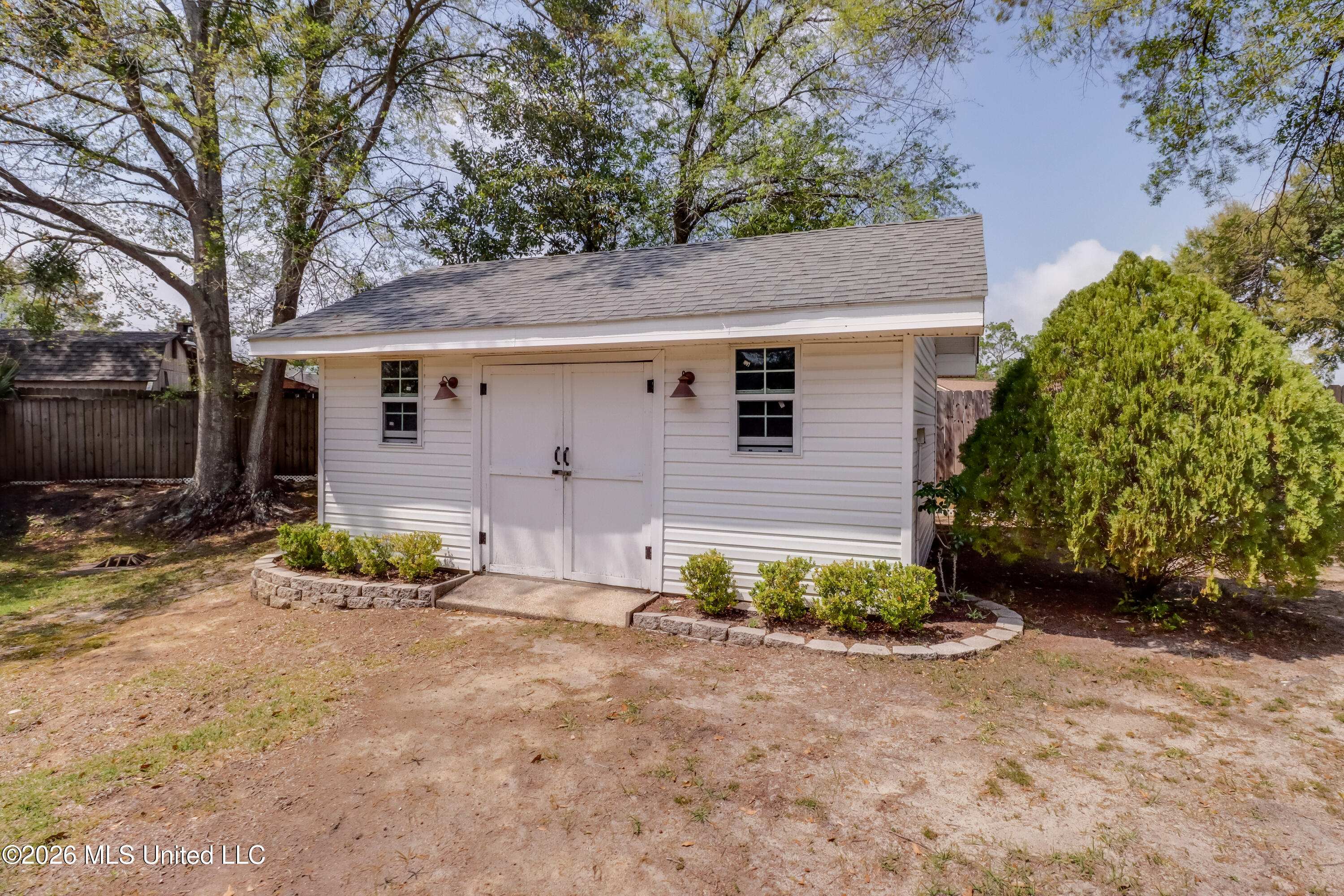 2071 Stone Bridge Drive Property Photo 36