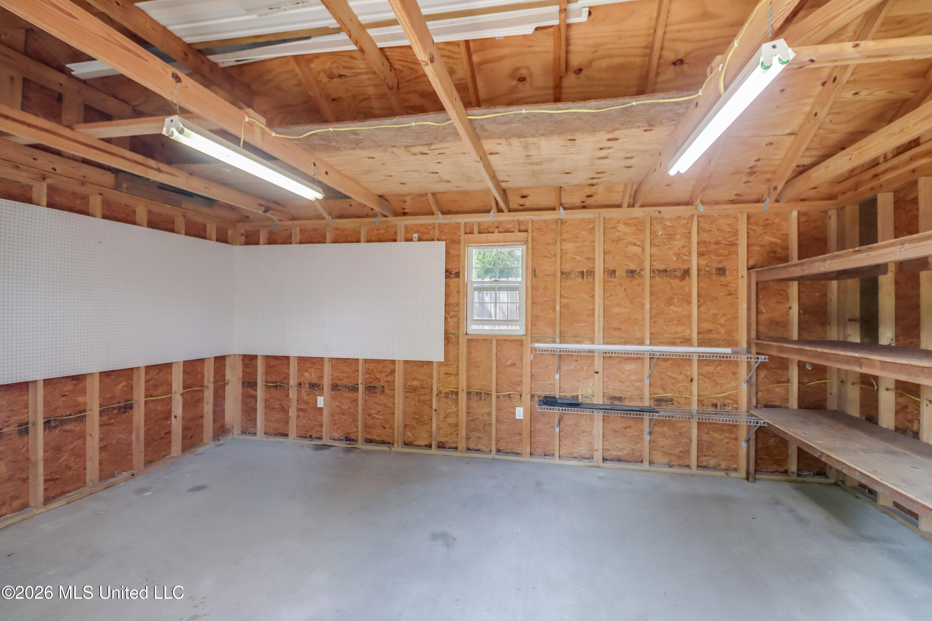2071 Stone Bridge Drive Property Photo 37