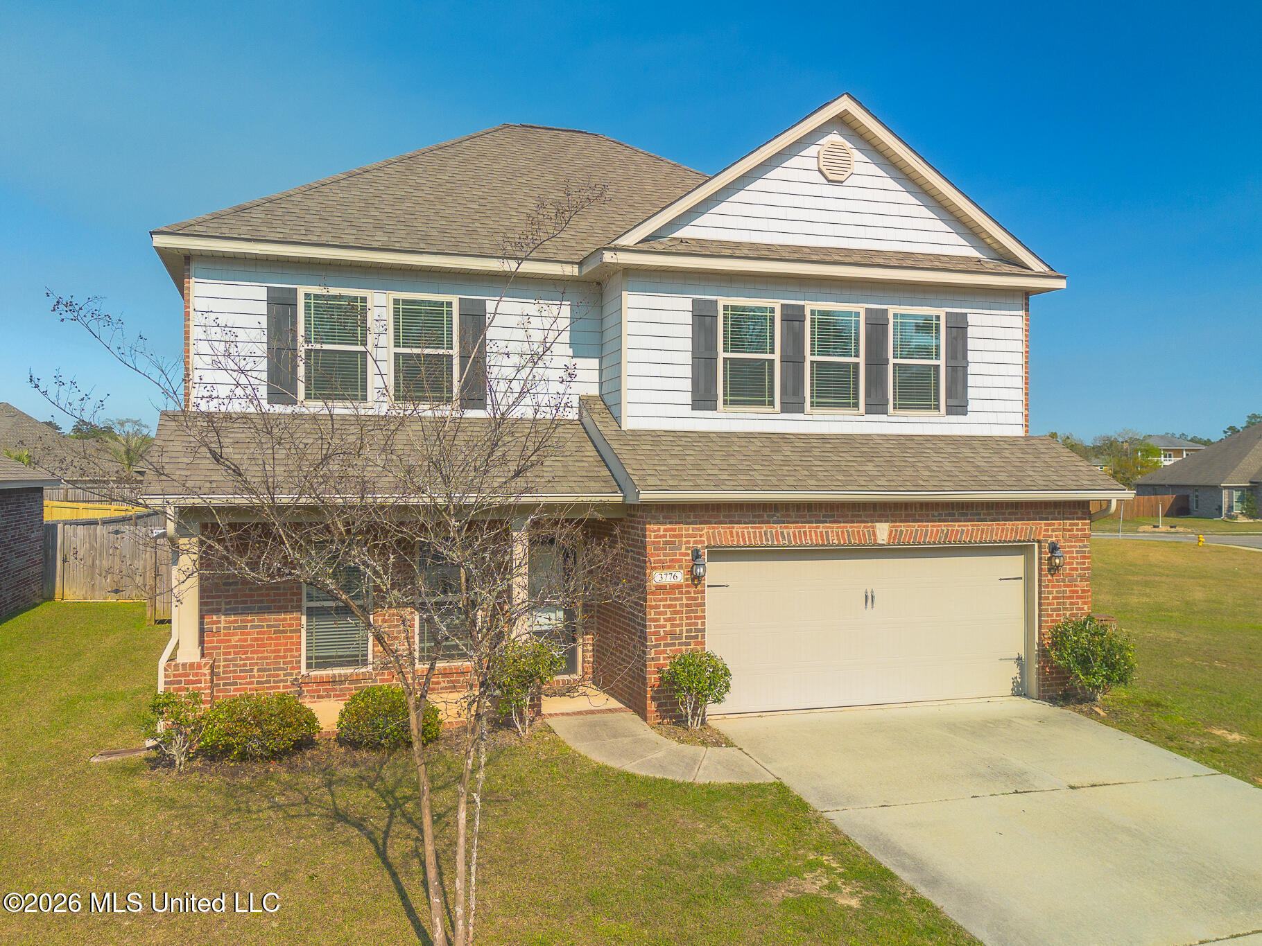 3776 River Trace Drive Property Photo 2
